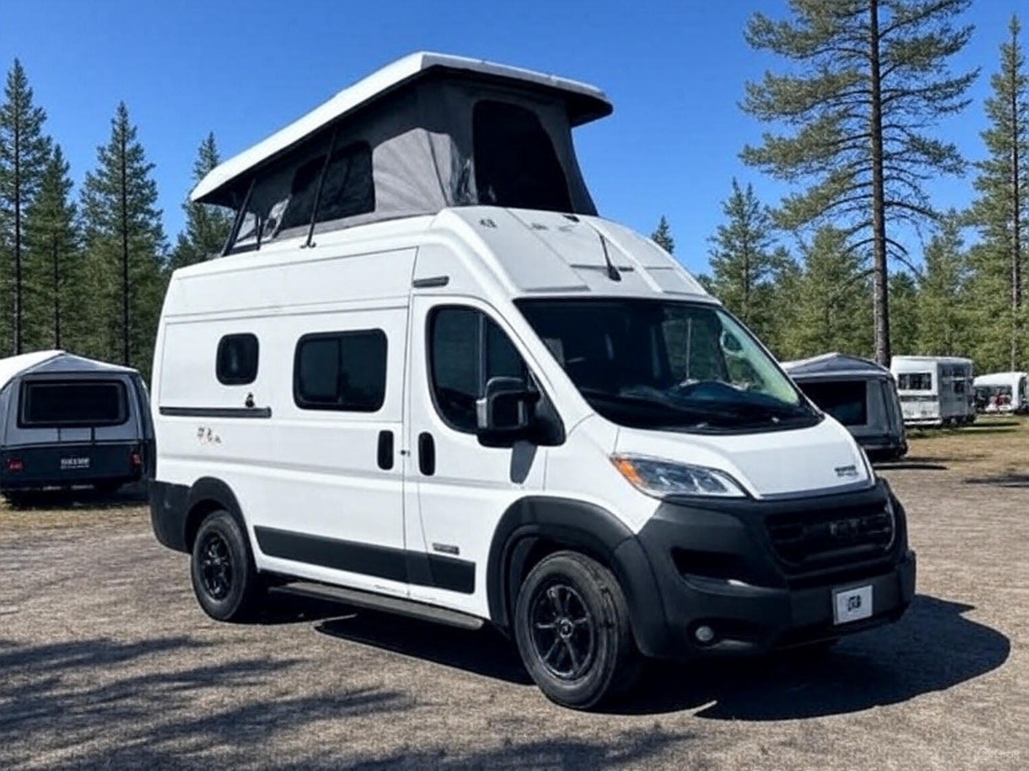 2025 Winnebago Solis Pocket 36B