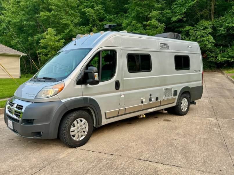 Gordon Elite Tavel Van