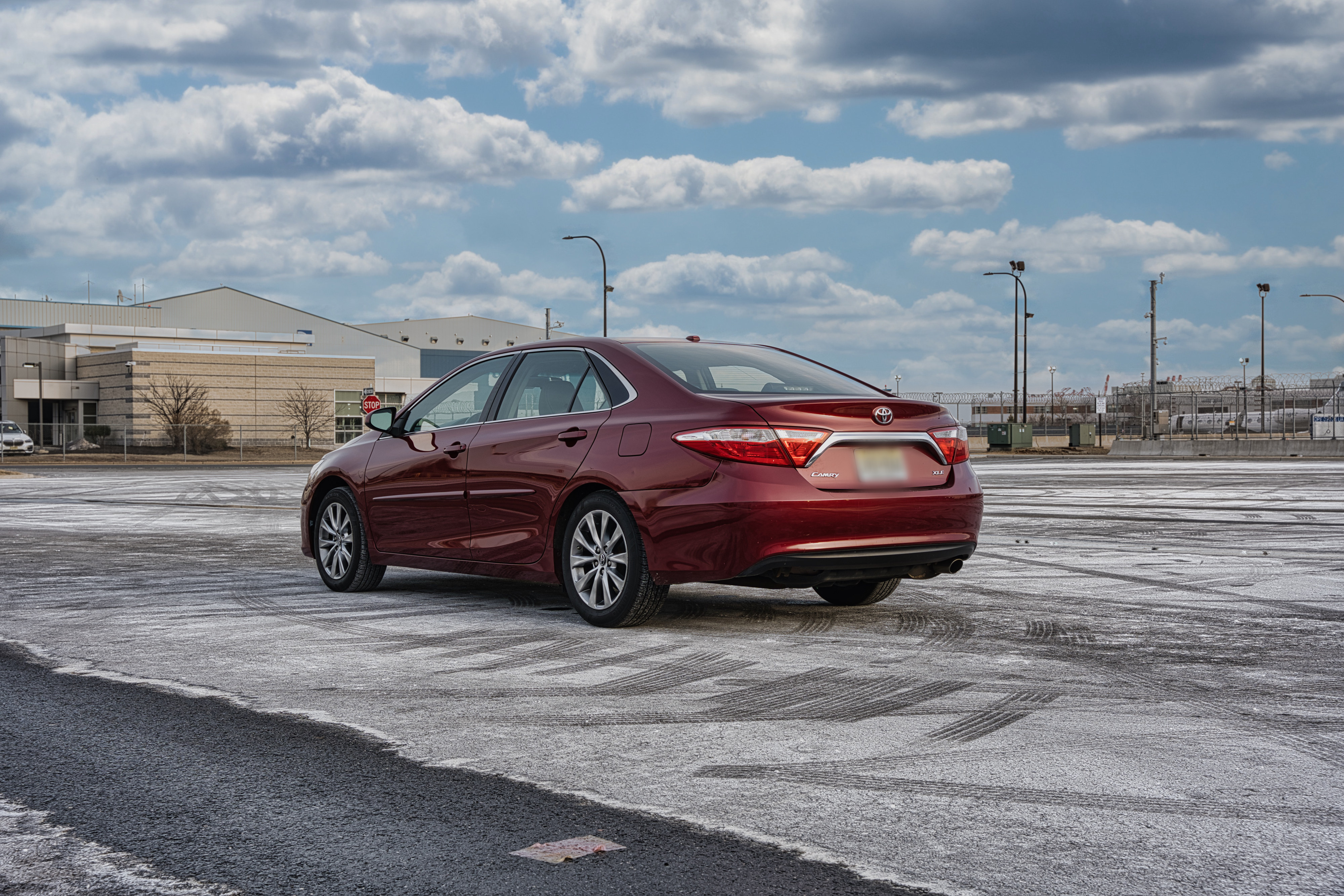 2017 TOYOTA CAMRY