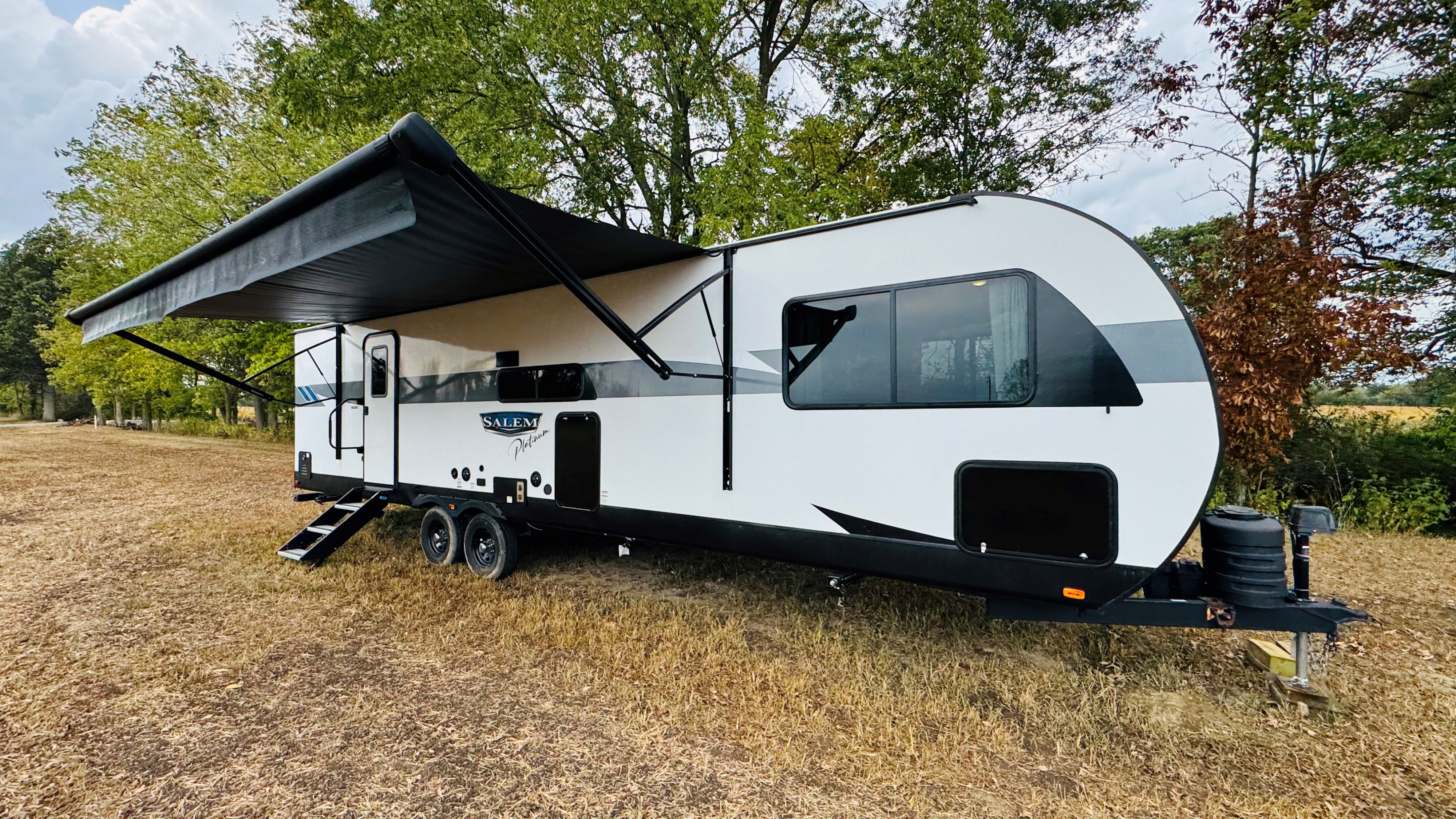 The Salem Charmer - 2024 Forest River Salem Platinum 29BDBX