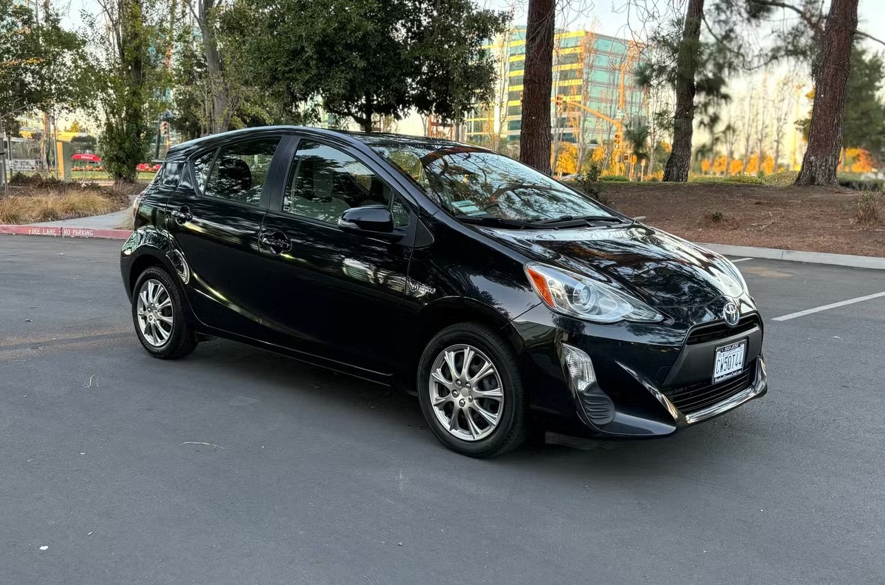 2016 Toyota Prius c