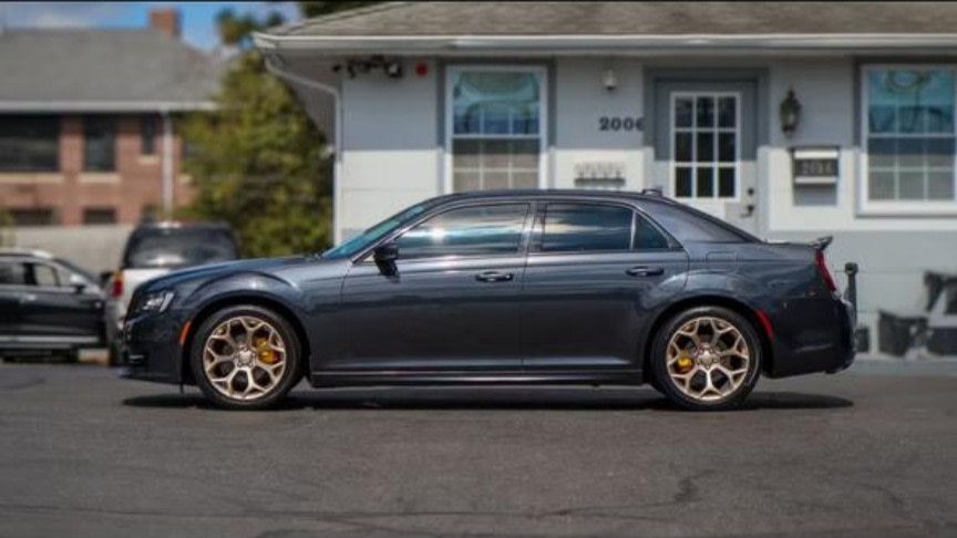 2018 Chrysler 300