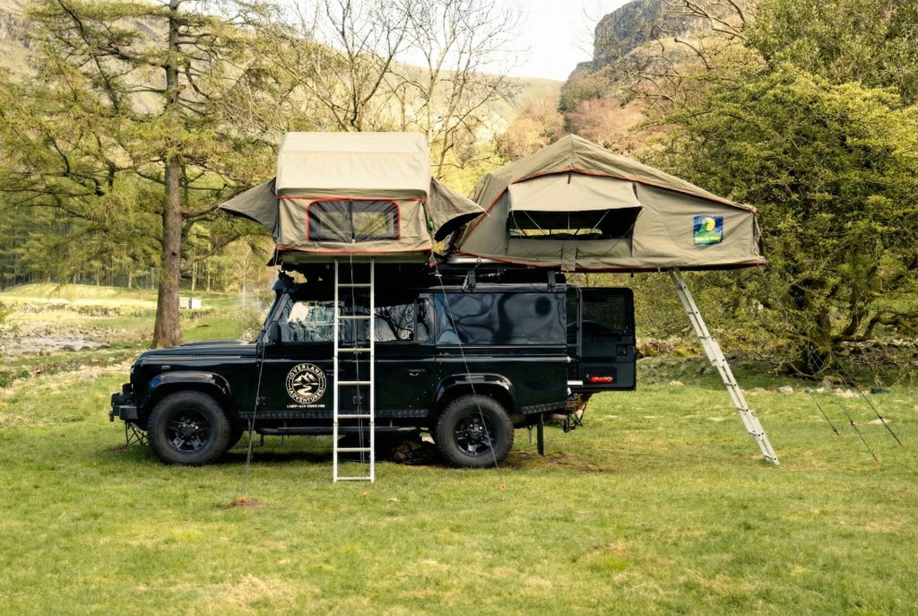 EXPEDITION Defender 110 XS + 2 Roof Tents