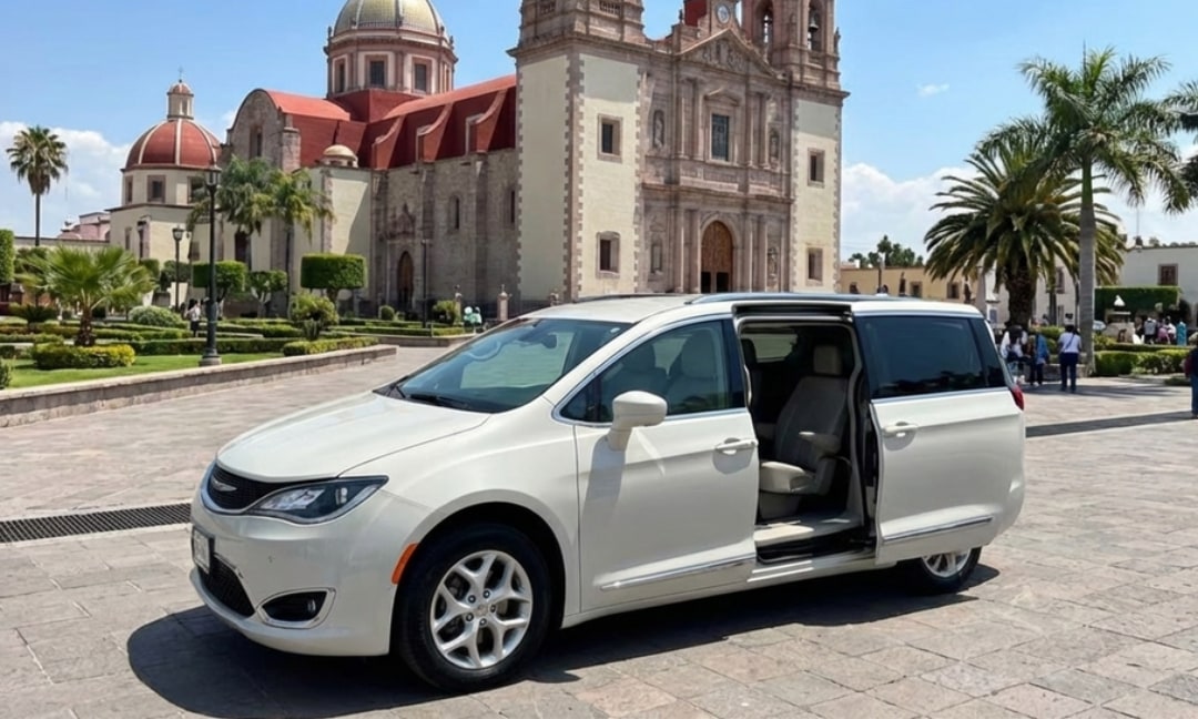 2020 Chrysler Pacifica Pearl