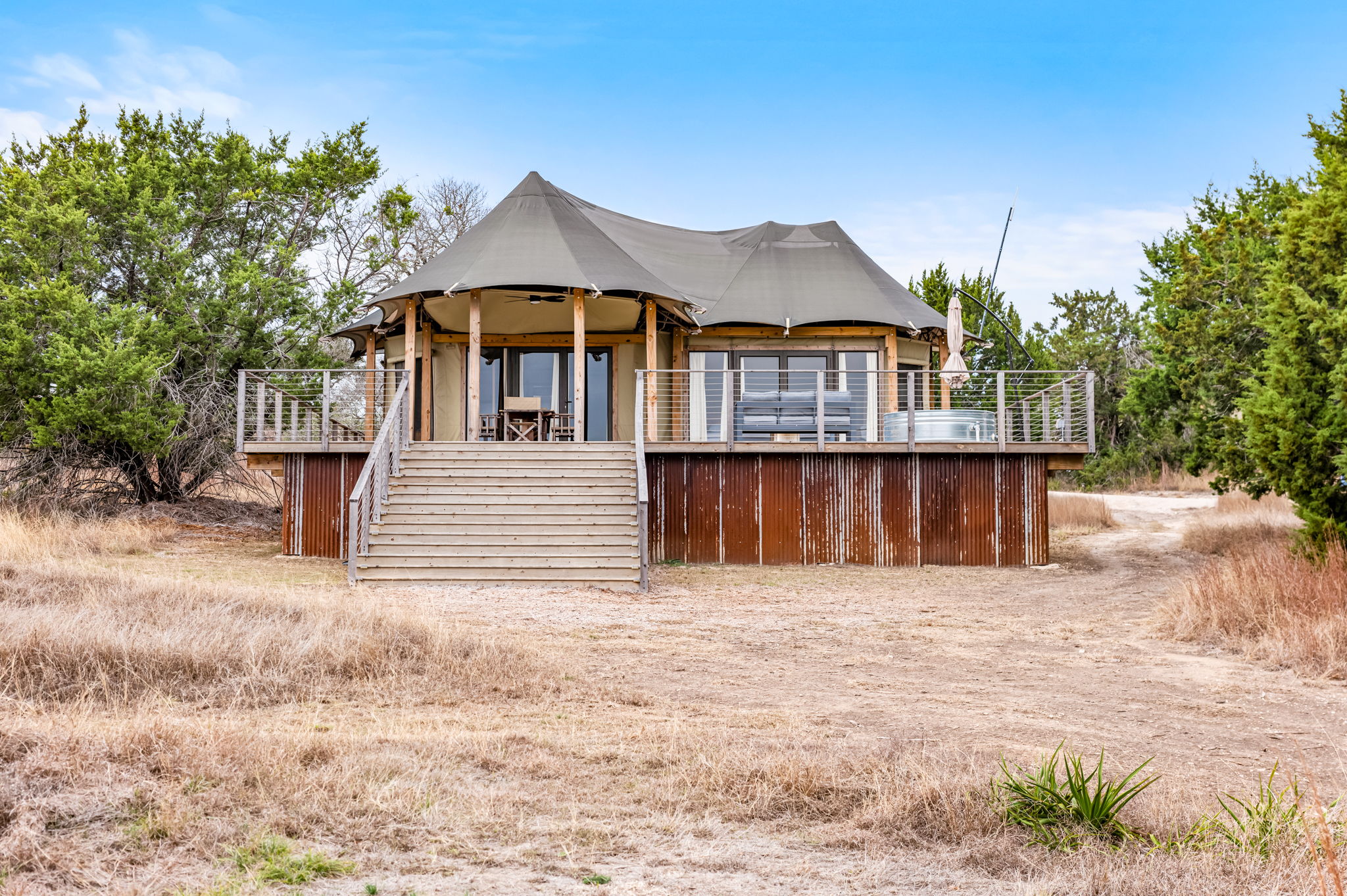 Outdoorsy Hill Country