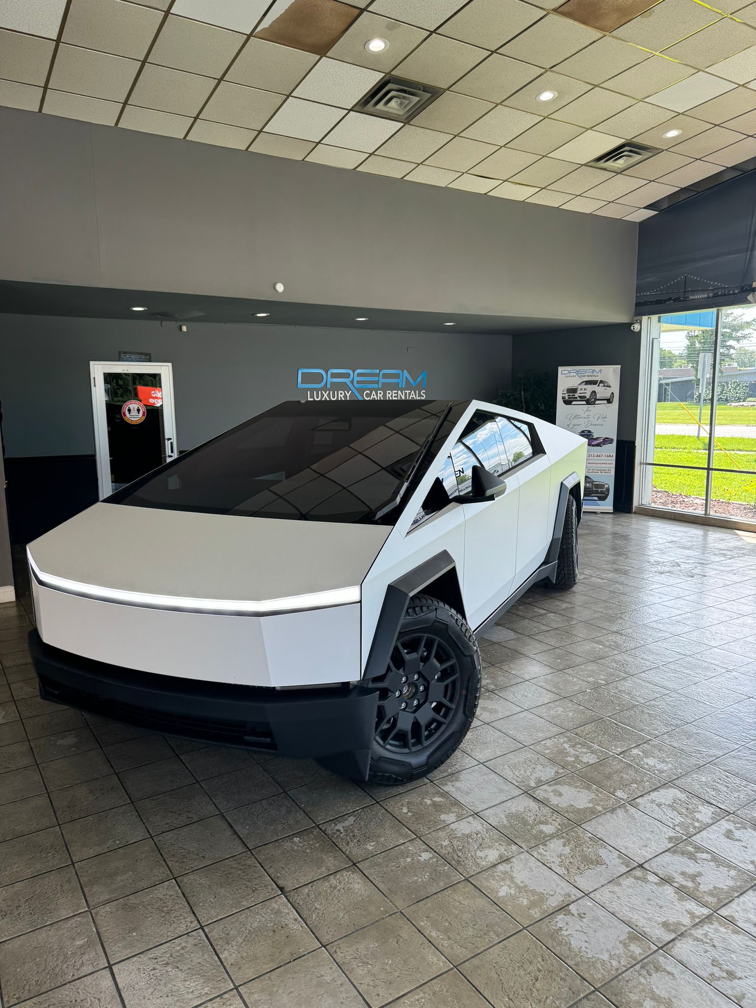 2024 Tesla Cybertruck