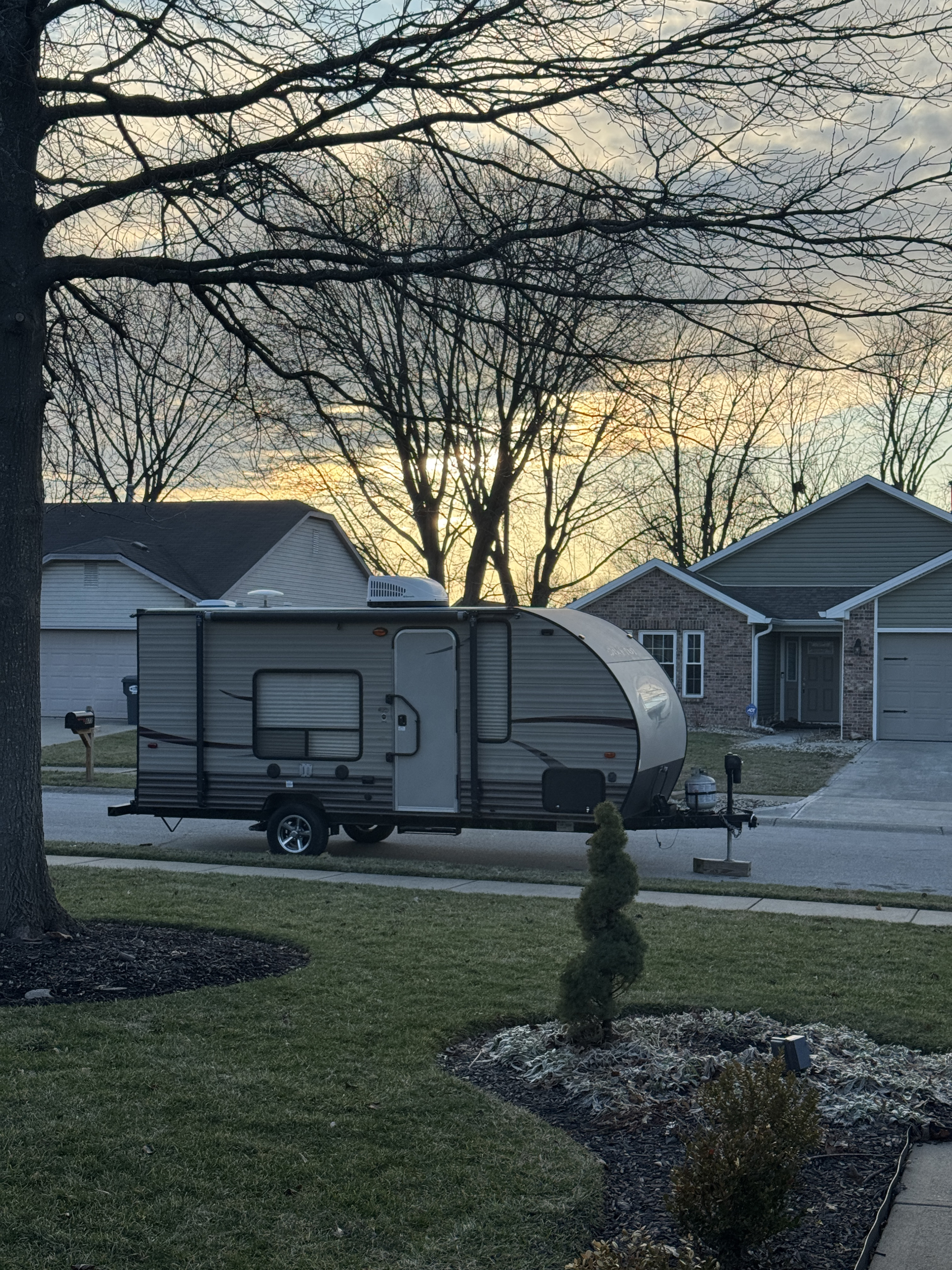 Cozy Camper for 2 - Greenwood Indiana