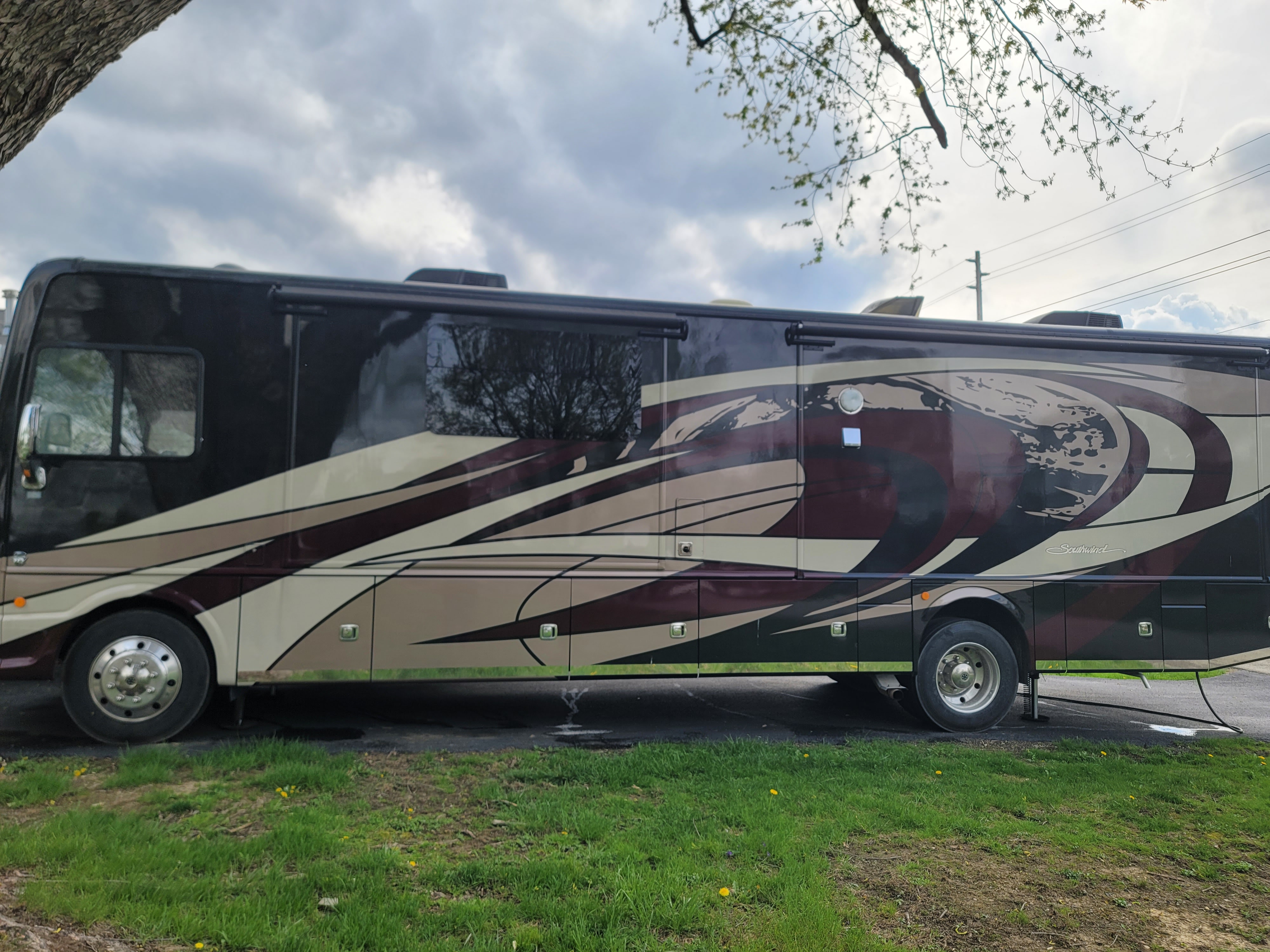 Beautiful Class A with lots of room and lots to offer!