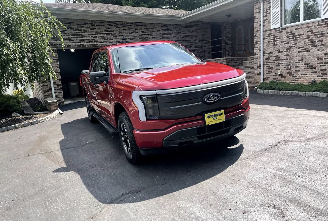 2022 Ford F-150 Lightning