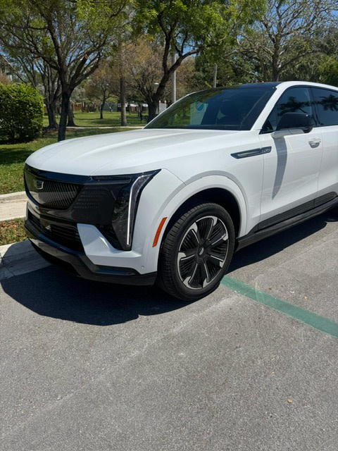 2025 Cadillac Escalade IQ