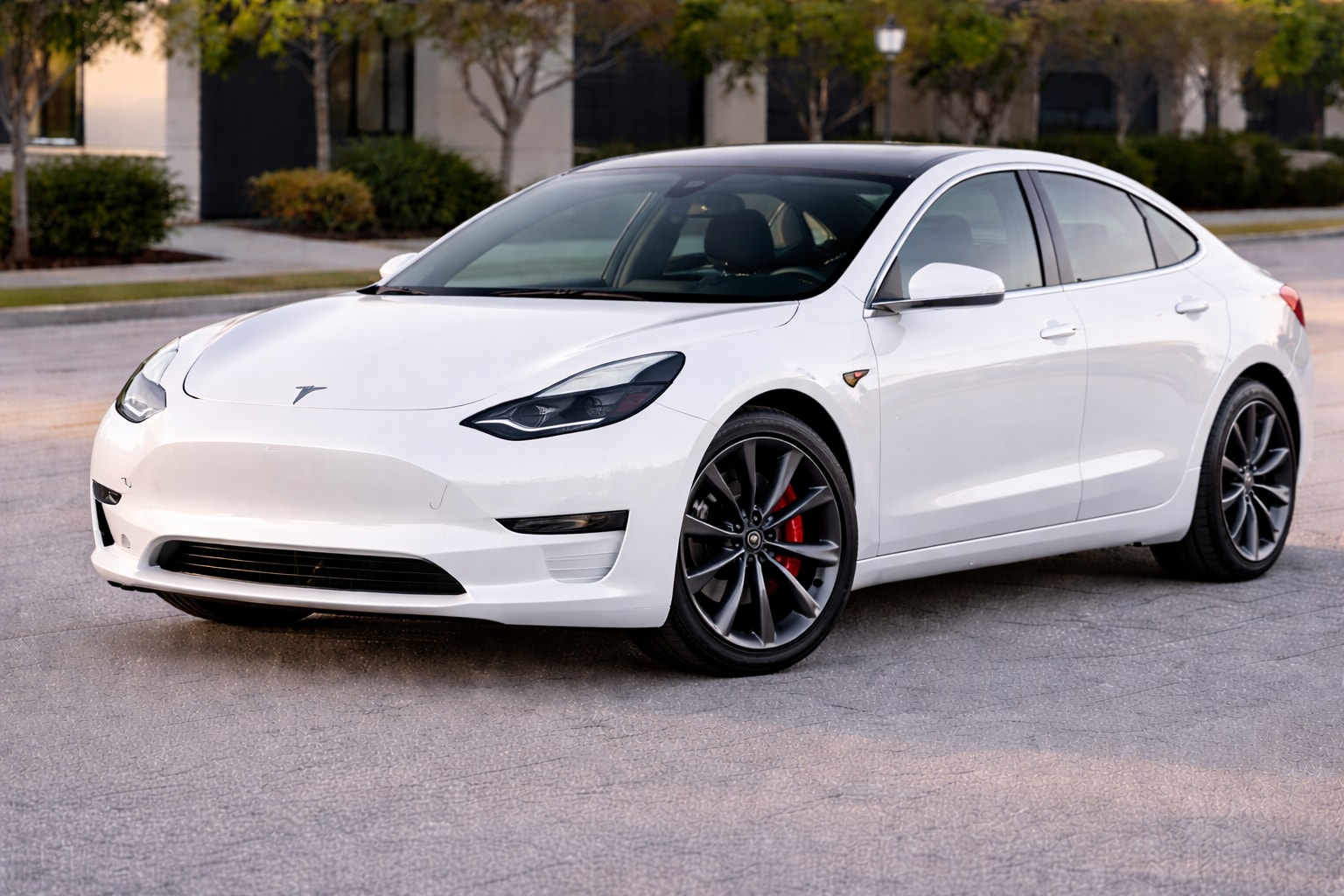 2020 Tesla Model 3 Performance
