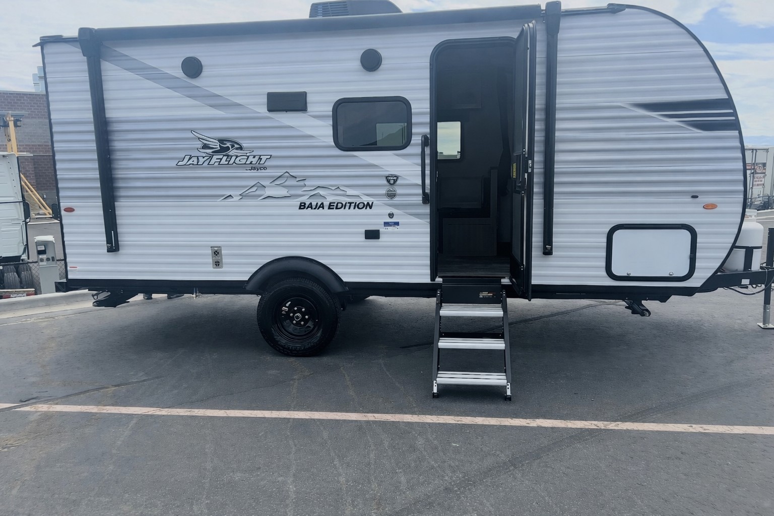 MAK RV Rentals