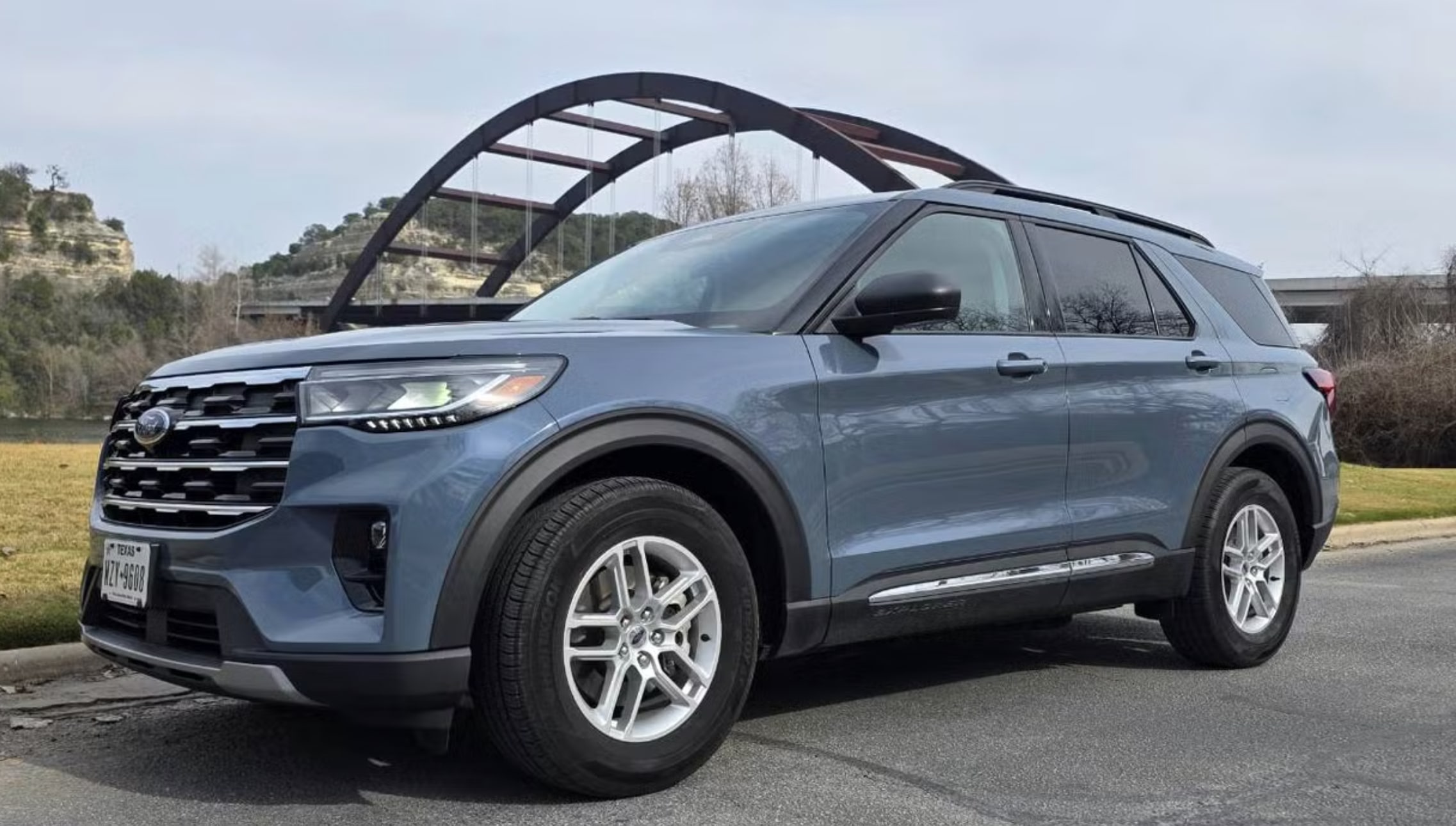 2025 Ford Explorer