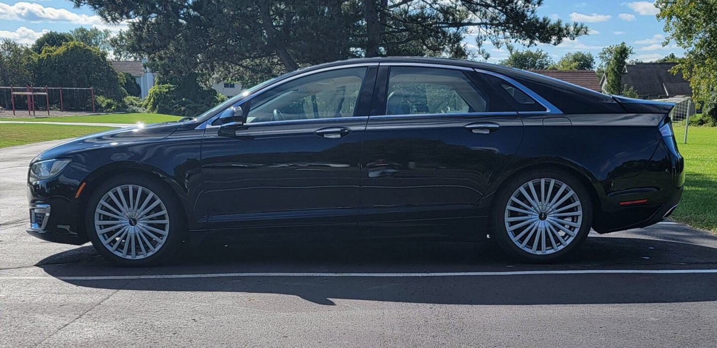 2017 Lincoln MKZ