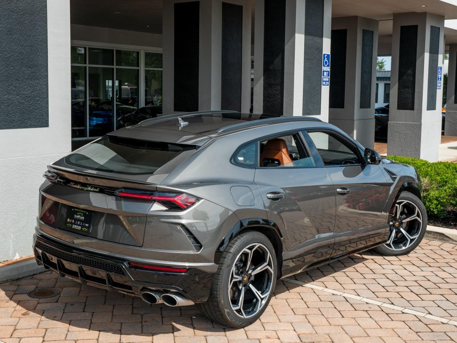 2021 Lamborghini Urus