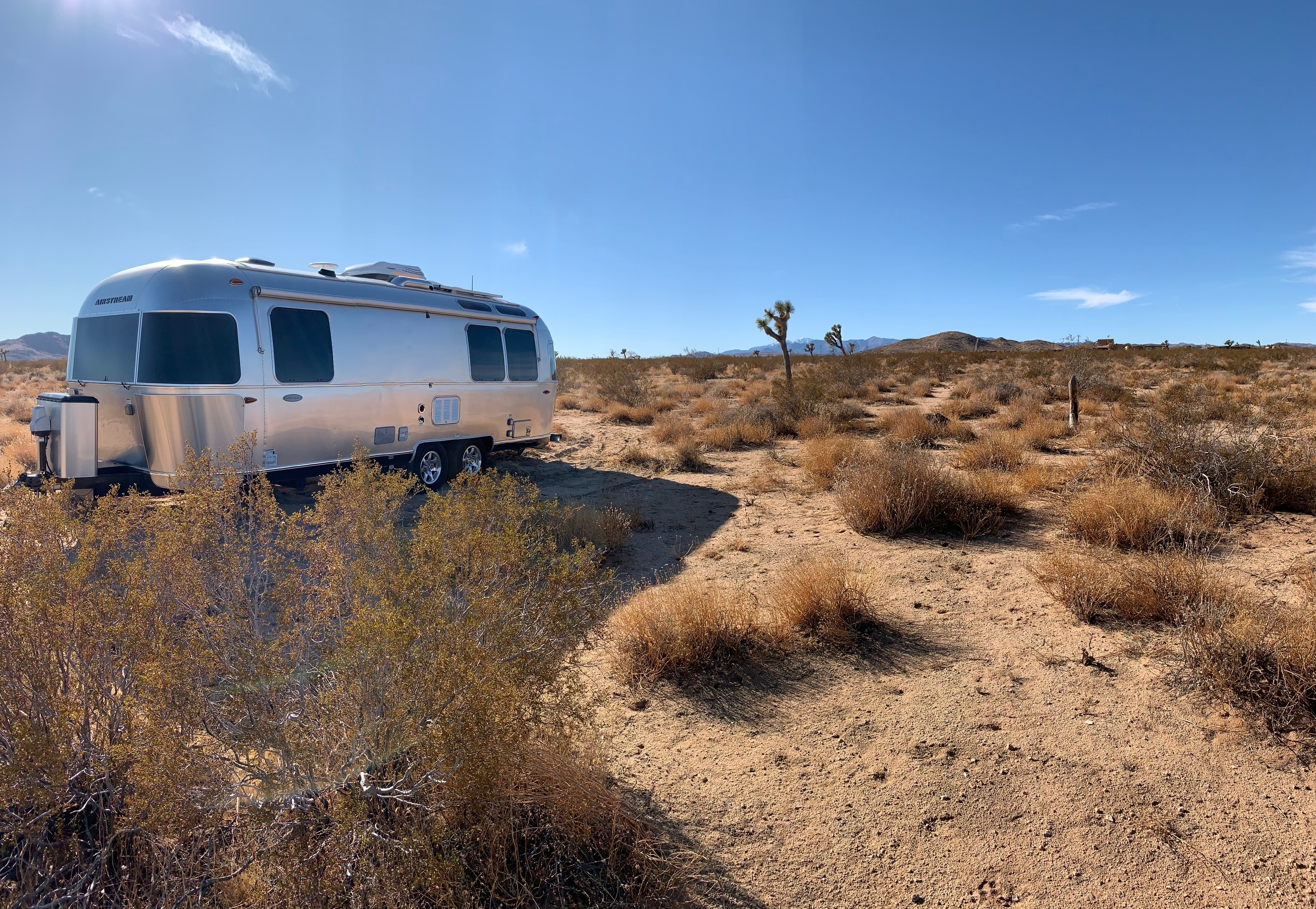 Silver Moon | Iconic 25’ Airstream Flying Cloud