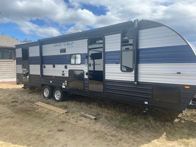 31ft Bunkhouse Trailer with Large Kitchen - Dog Friendly