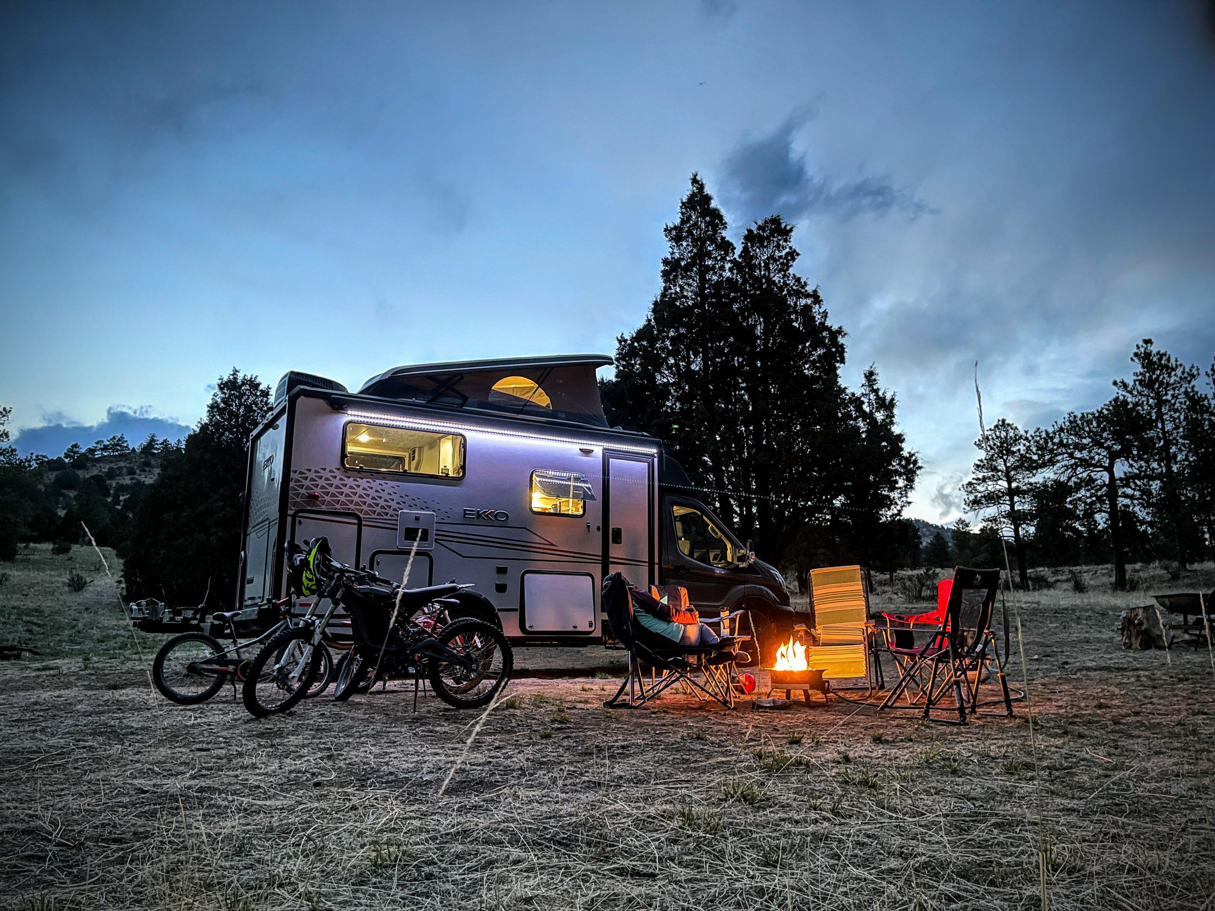 Winnebago EKKO AWD Pop-Top | Rocky Mountain Basecamp | Sleeps 4