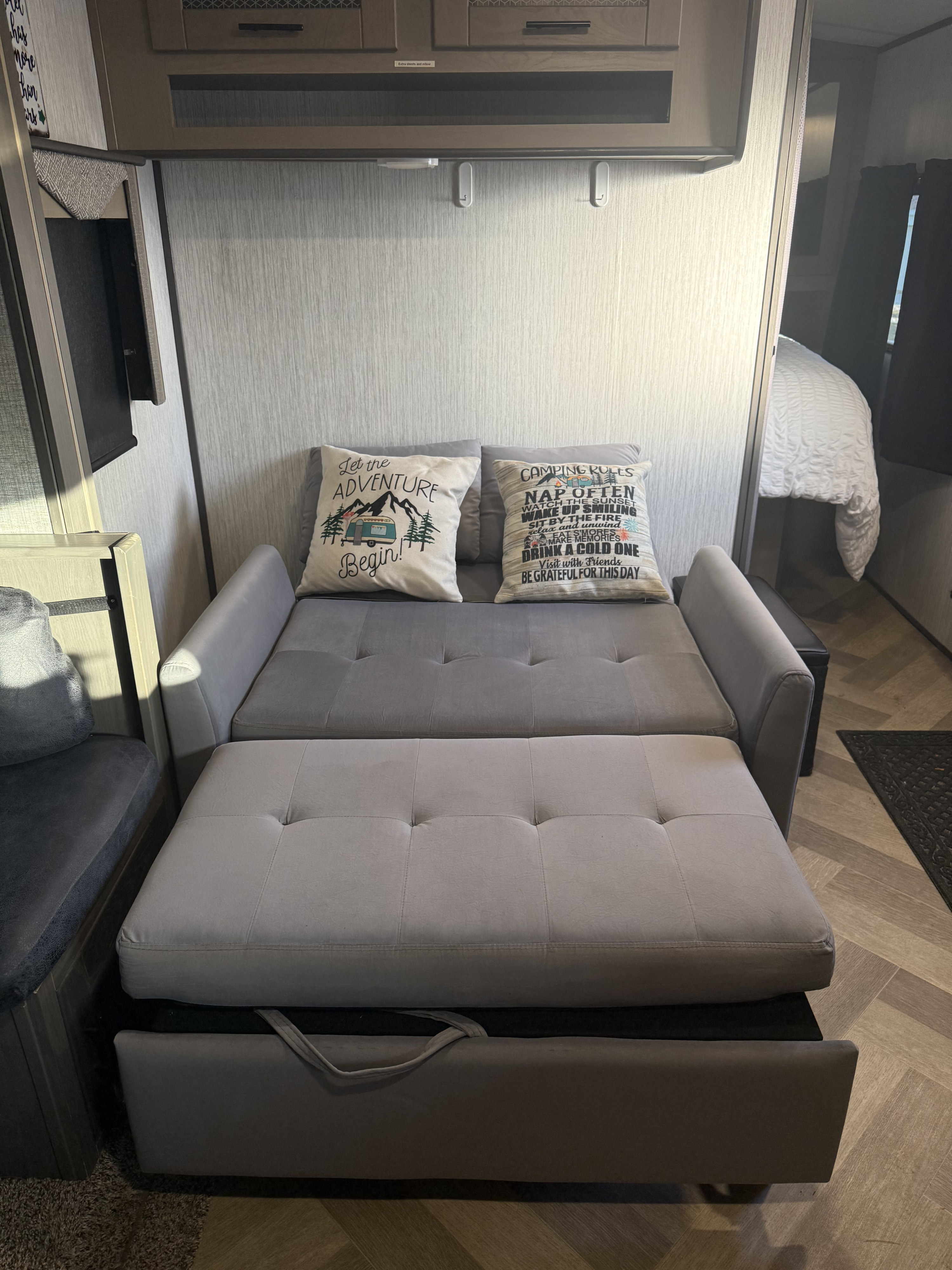 Travel trailer RV Rental 