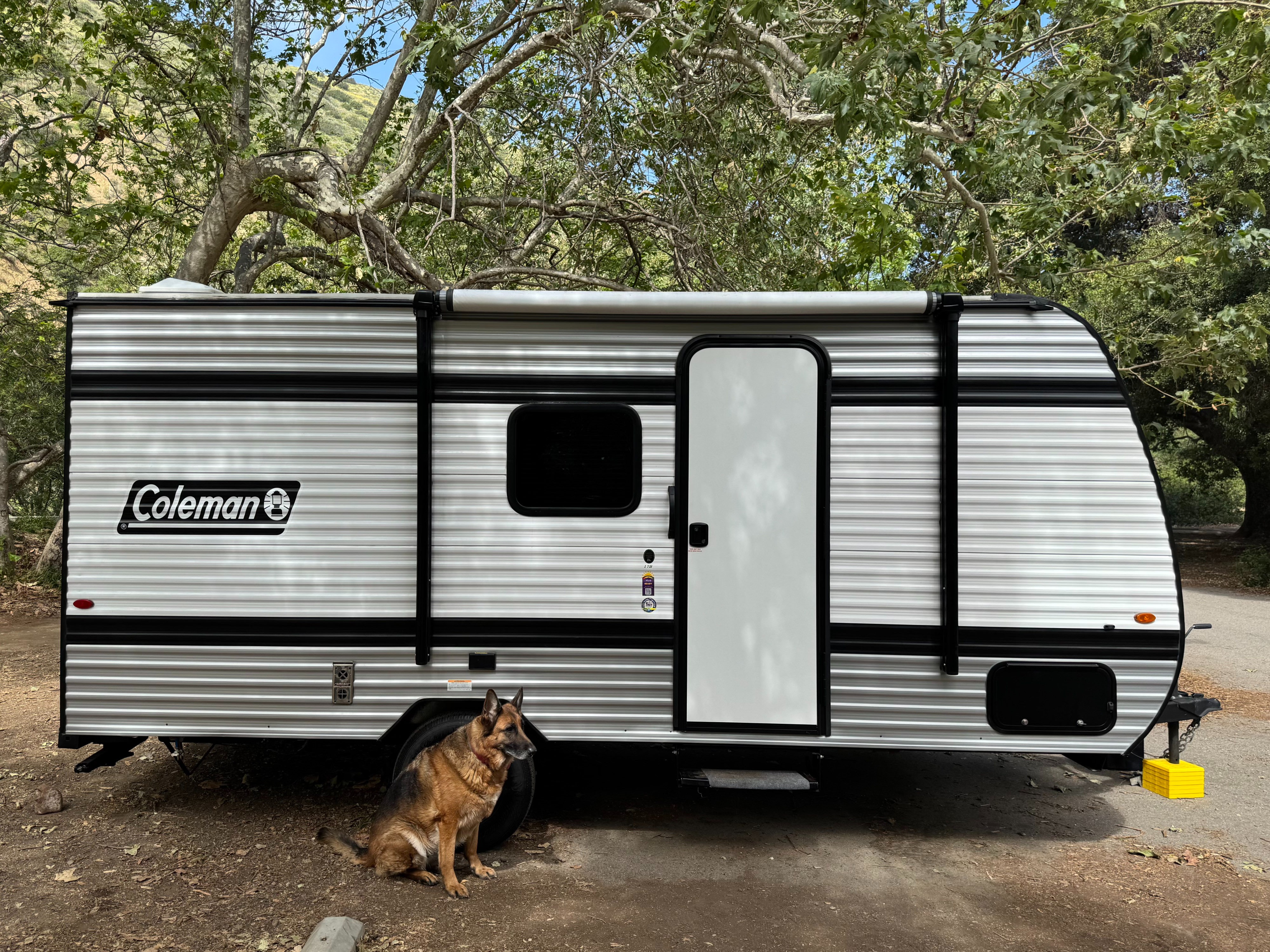 Family & Pet Friendly 2025 Coleman - Sleeps 5: Ready-to-Go!