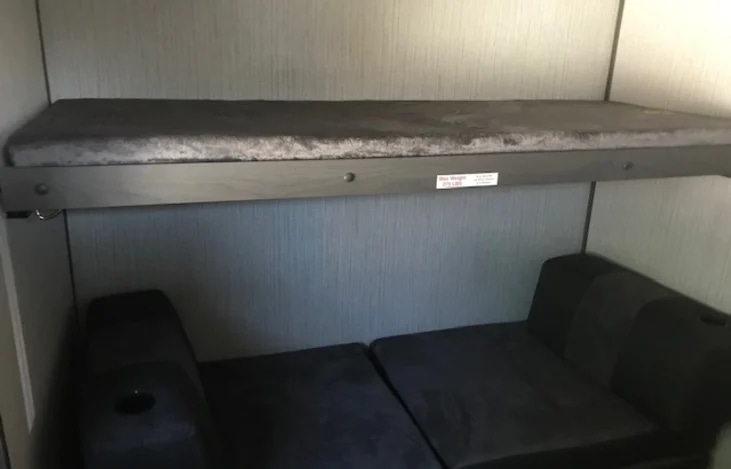 This rv rental features a cozy bunk bed (275 lbs max weight) with a lower convertible sofa for extra sleeping space.. Cruiser RV MPG Ultra Lite 2021
