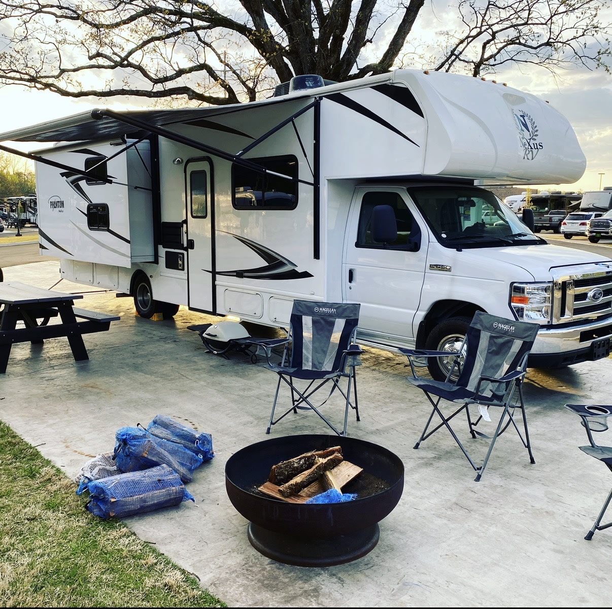 Spacious Family Bunkhouse Class C RV