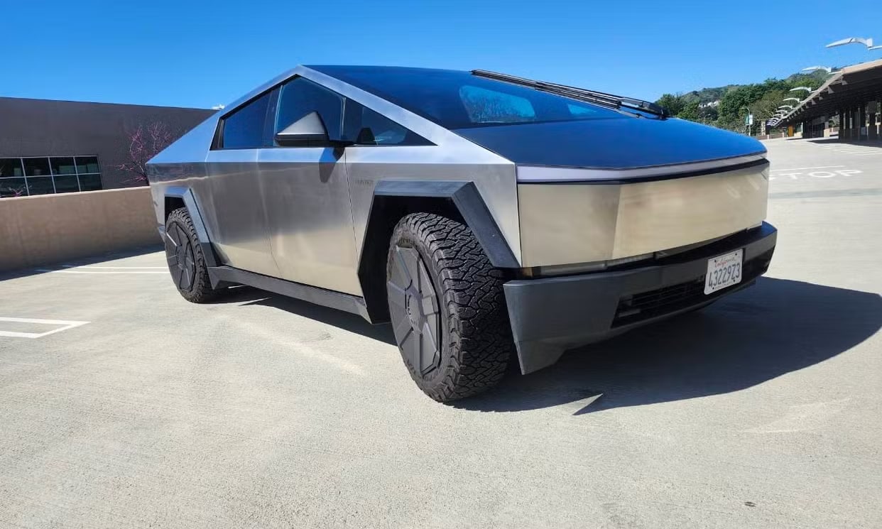 2024 Tesla Cybertruck