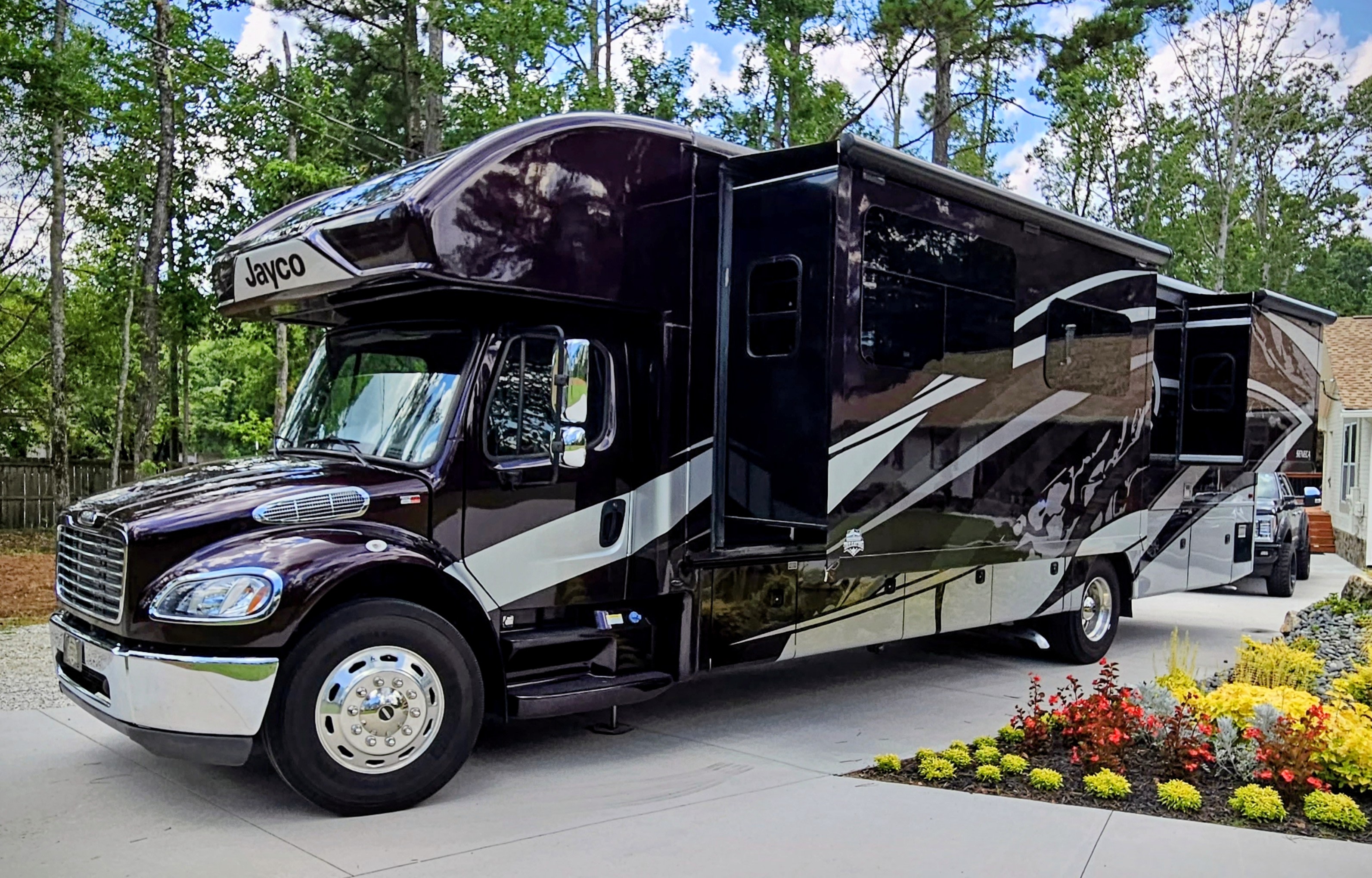 Simply Chosen RV Rentals