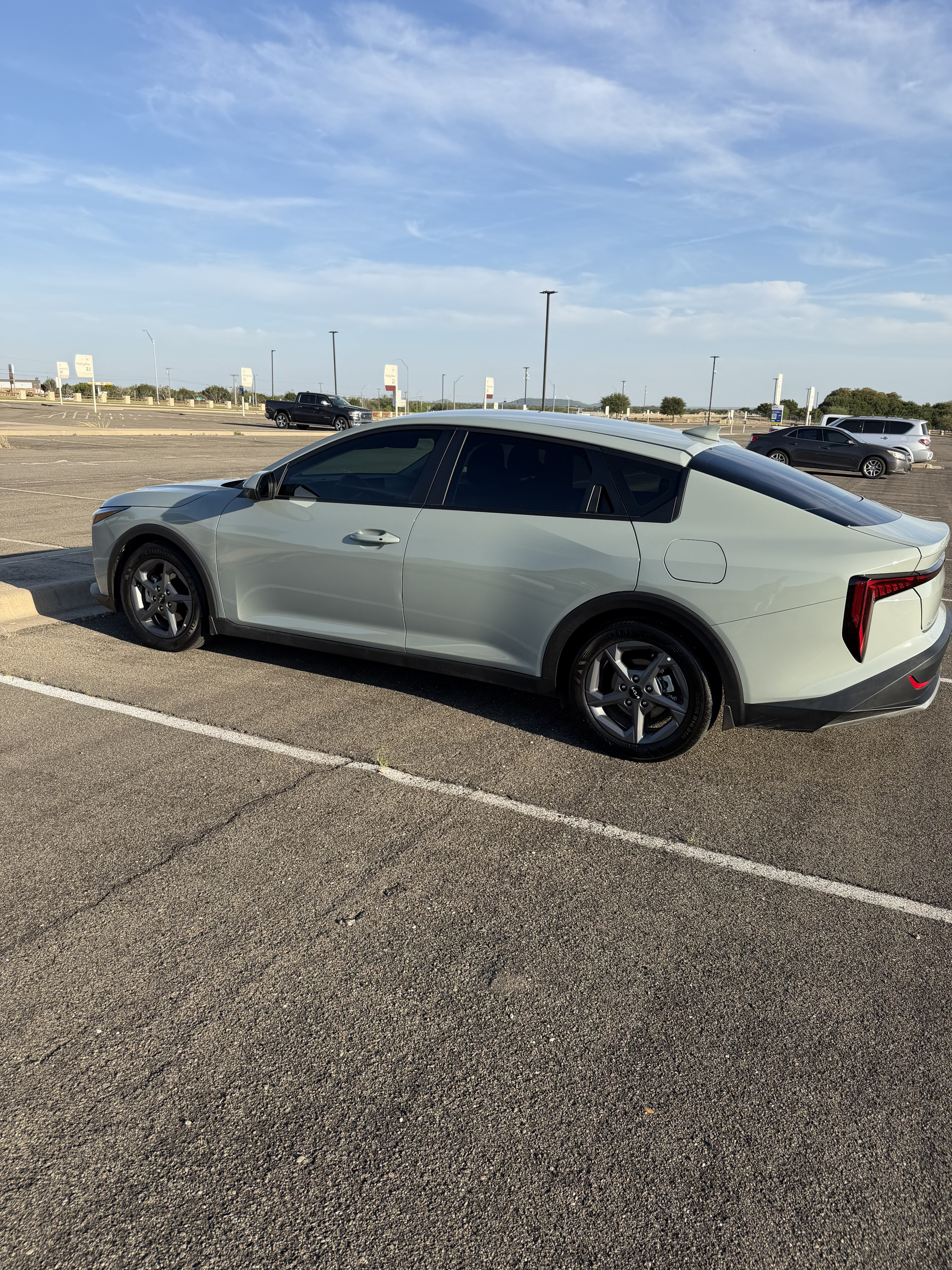 2025 Kia K4
