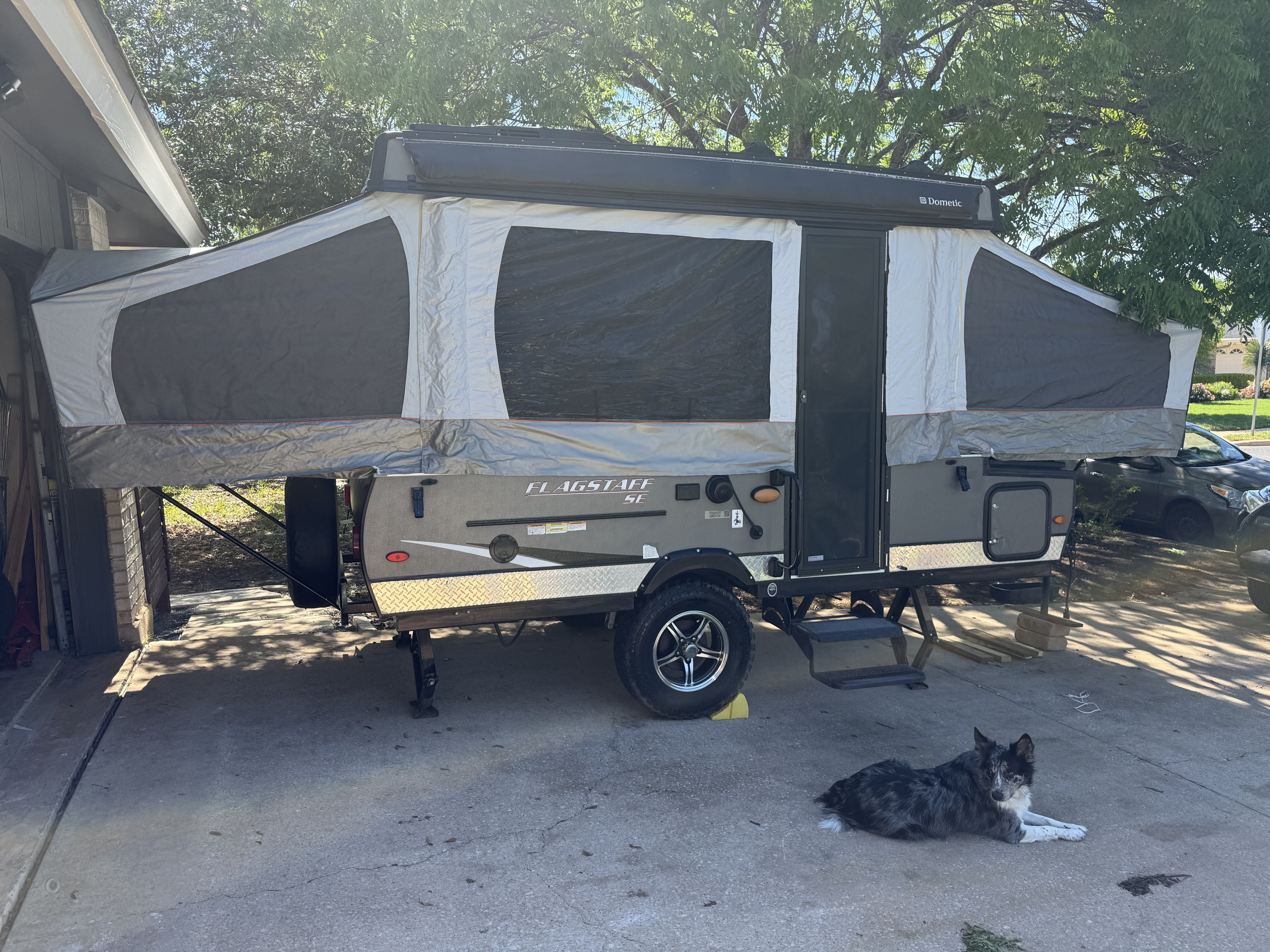 Forrest River Flagstaff Pop up RV