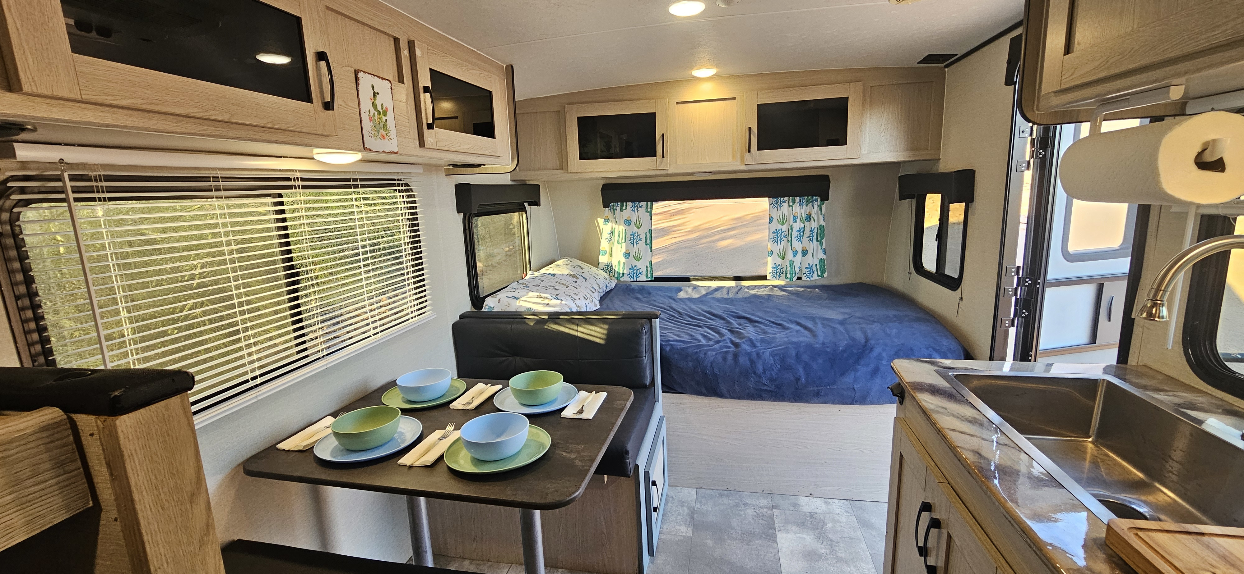 Travel trailer RV Rental 