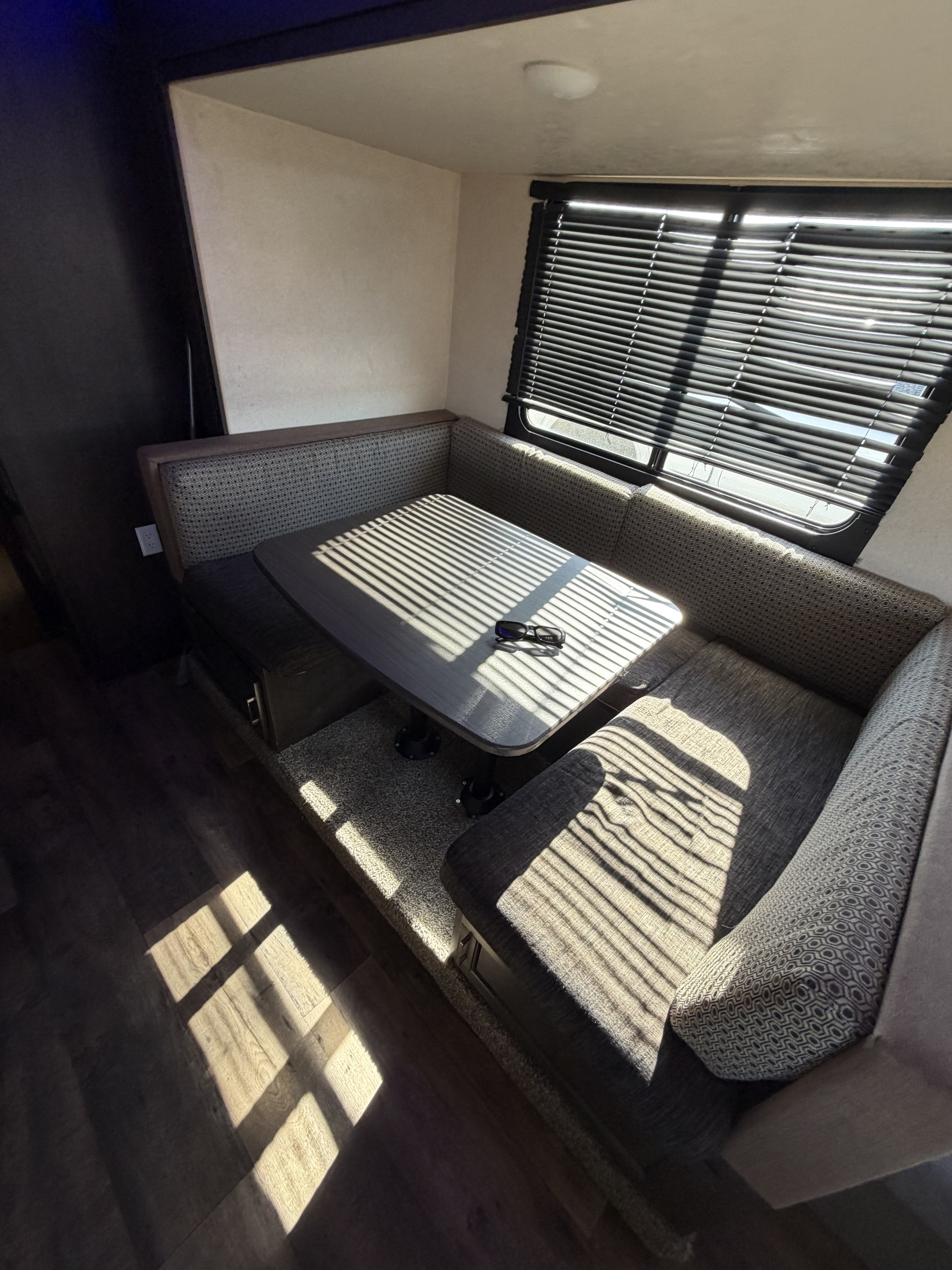 Travel trailer RV Rental 