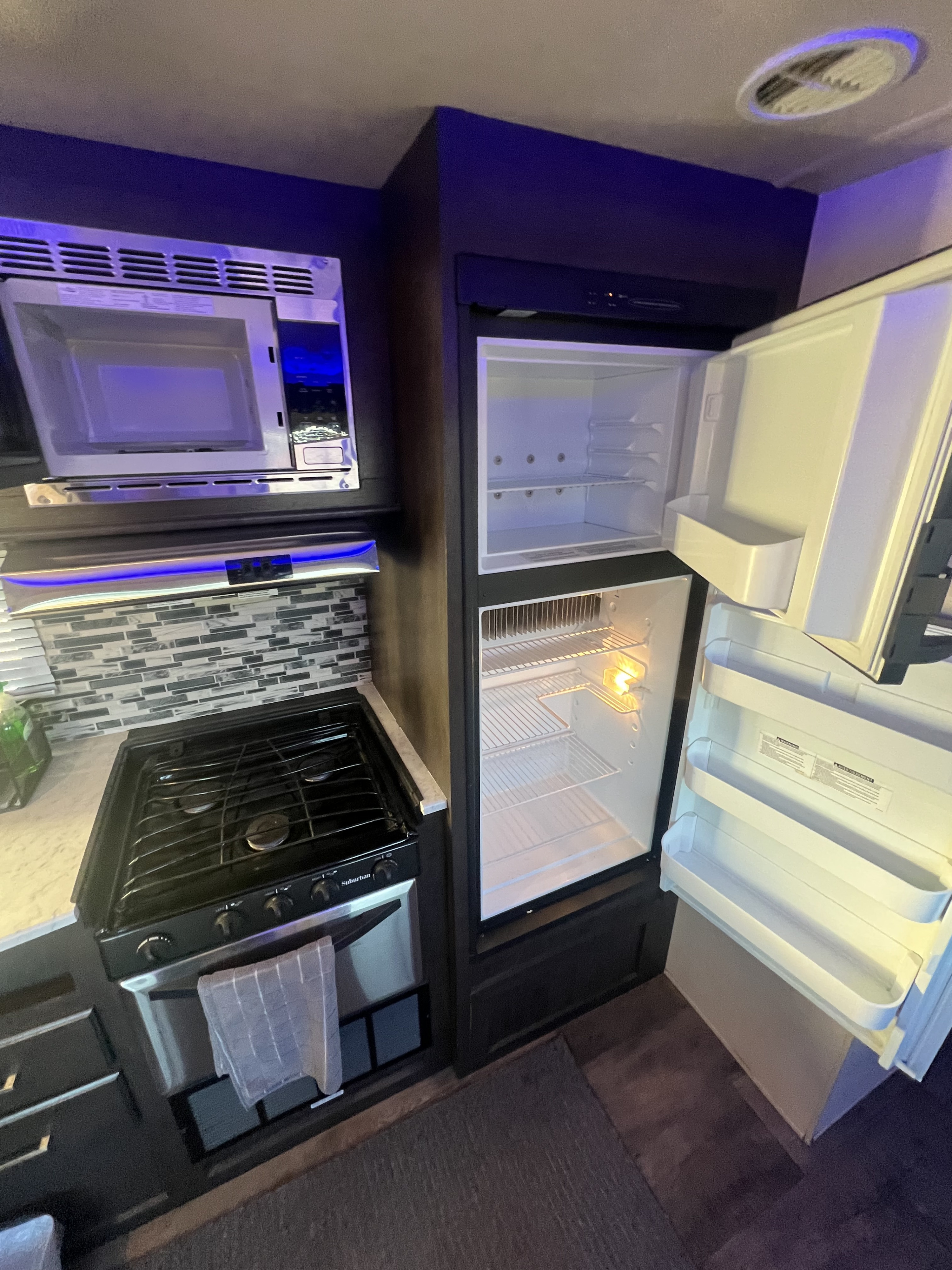 Travel trailer RV Rental 