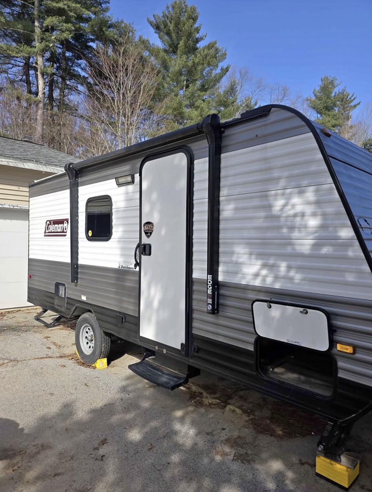 Easy Getaway 2022 Coleman Lantern 17B