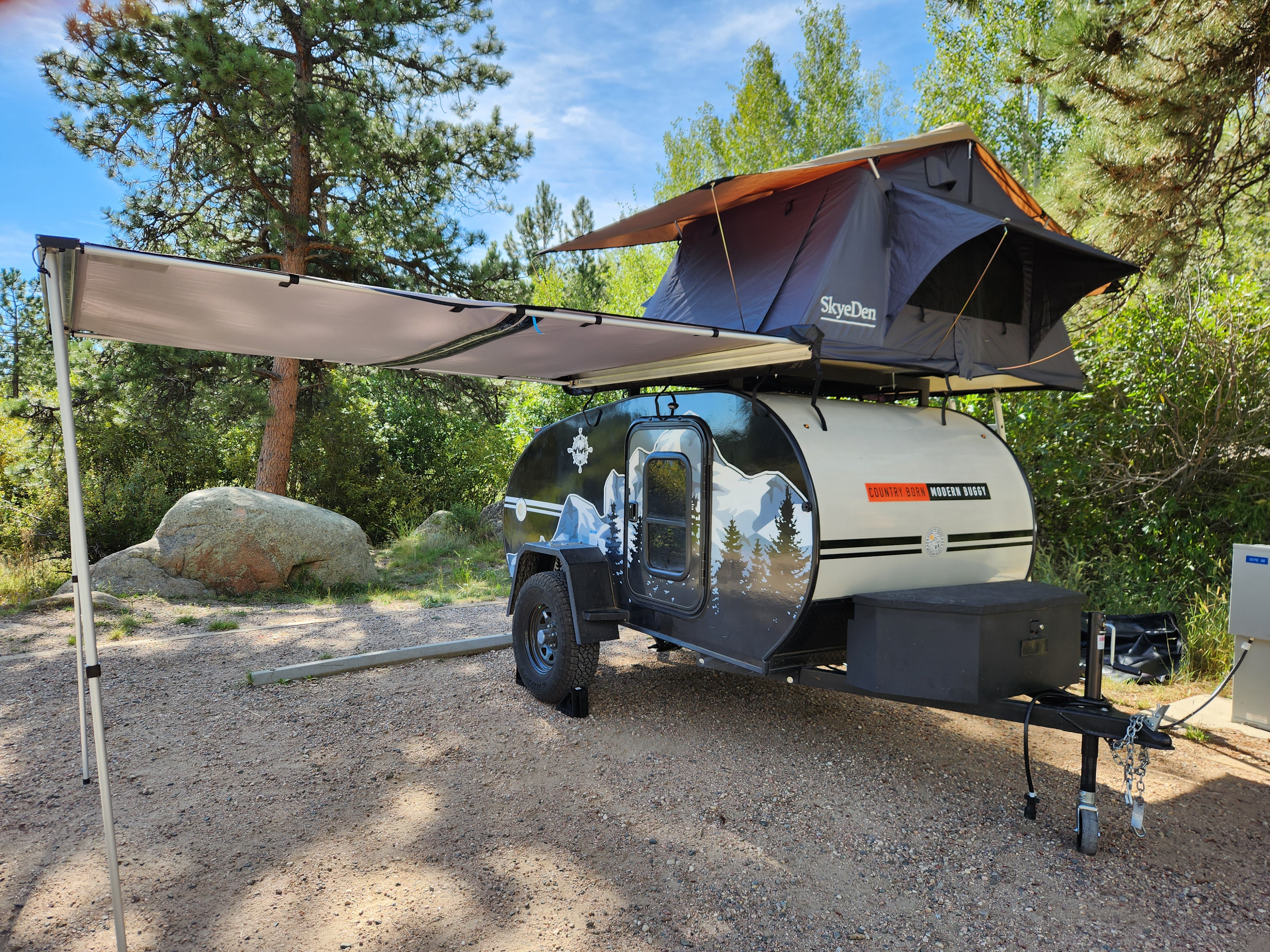 UNDER WYOMING STARS CAMPING LLC