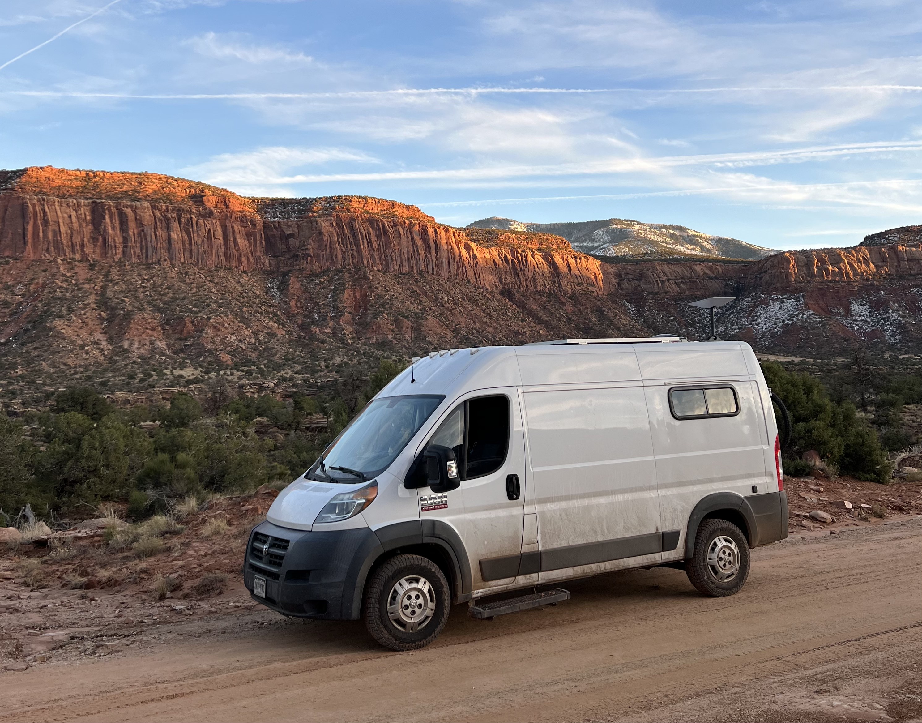 Parker - A cute and cozy RAM Promaster