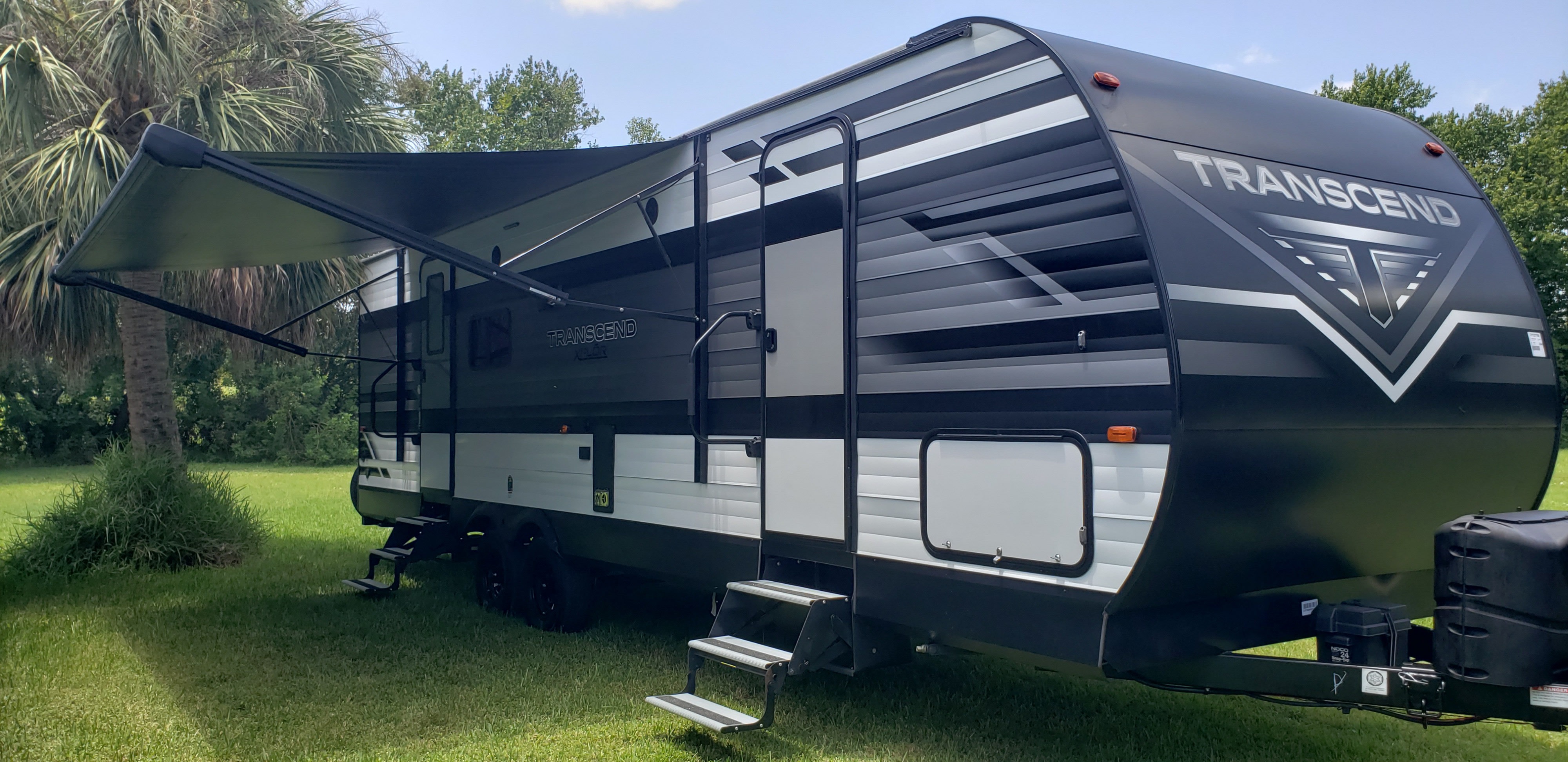Travel trailer RV Rental 