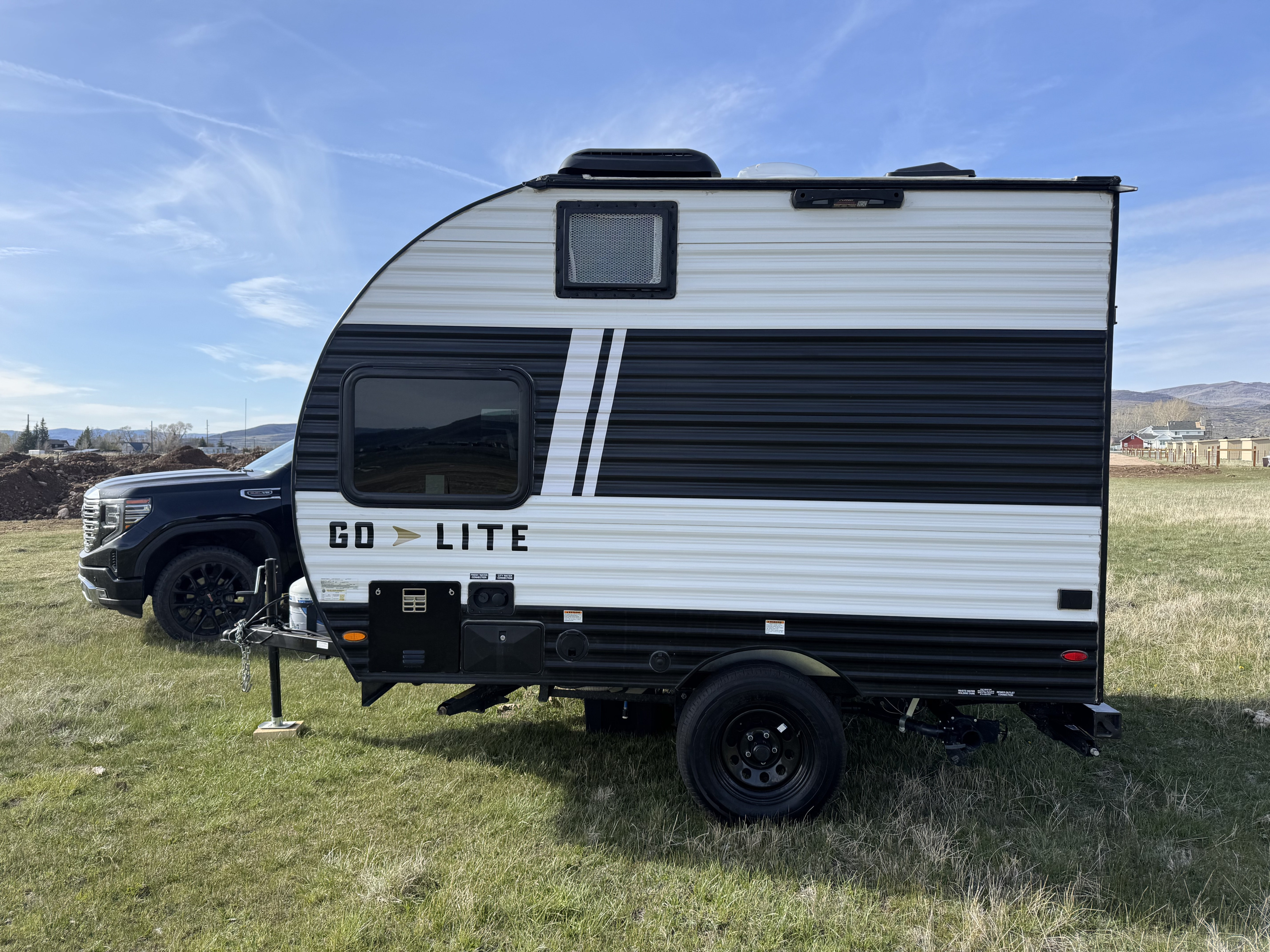 Uintah compact trailer!