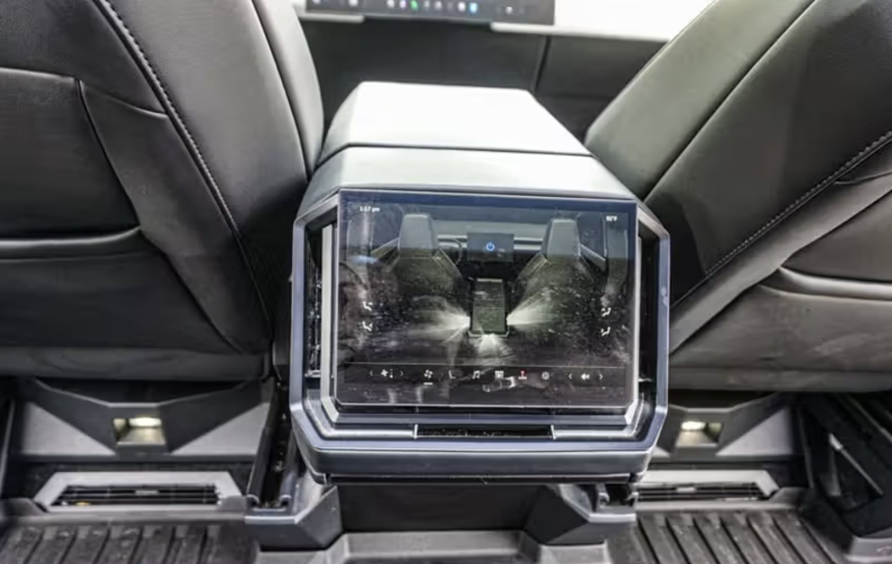 2024 Tesla Cybertruck