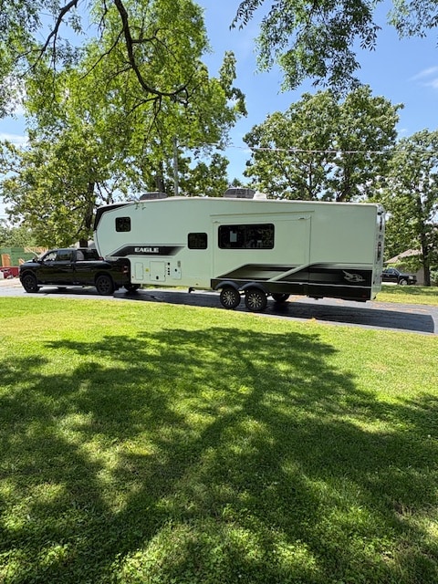 2026 Jayco Eagle, 28BHU New! Delivered to location you pick!