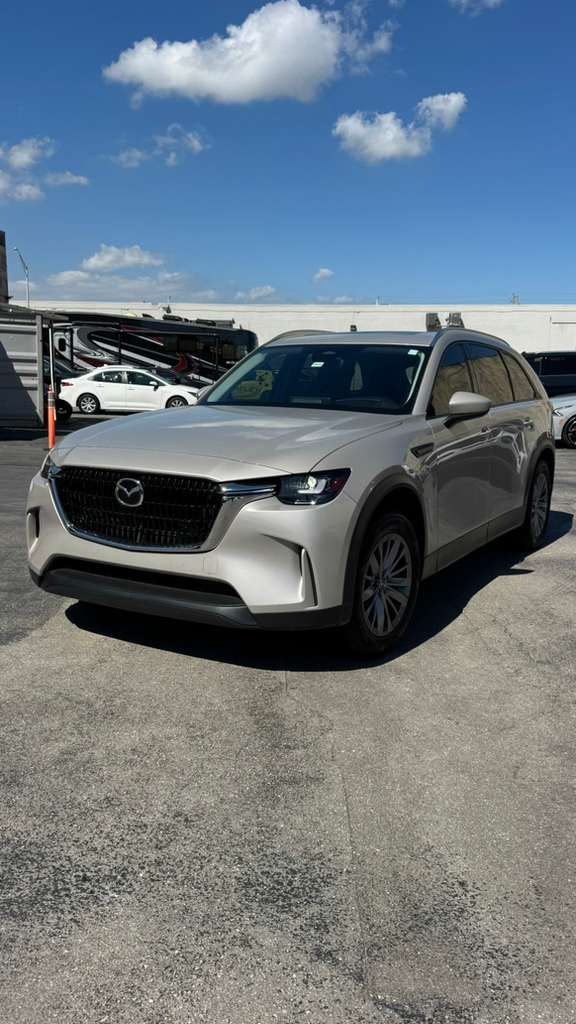2024 Mazda CX-90