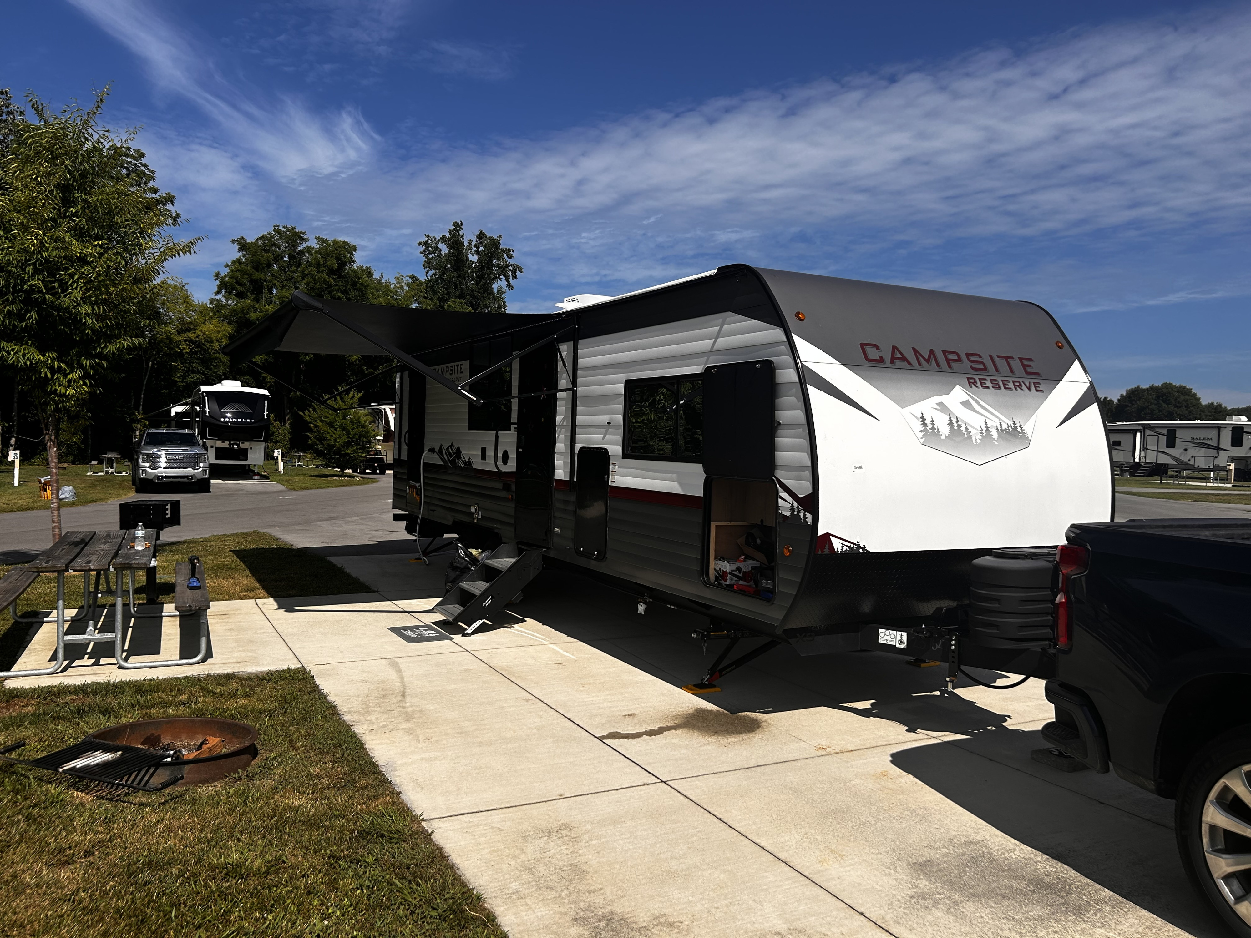 2024 Campsite Reserve 26CJ – Spacious Family Travel Trailer