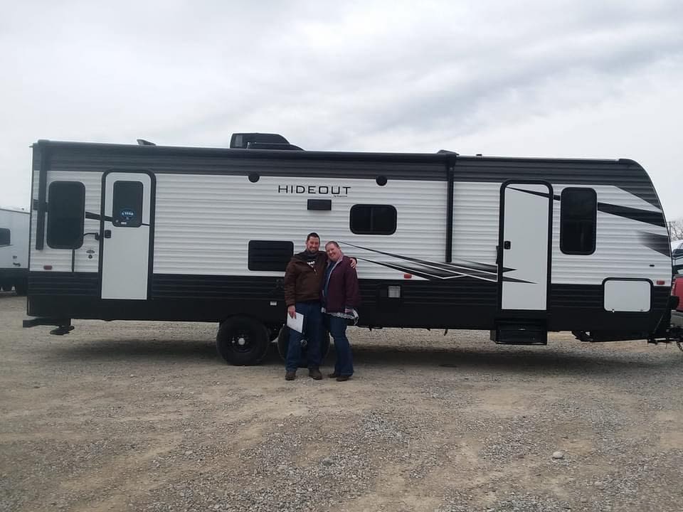 2020 Keystone Hideout 27RLS