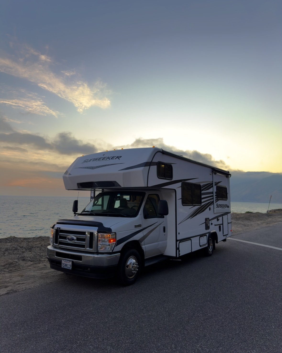 24 Ft Adventure Ready RV | Sleeps 6 | Fully Stocked |