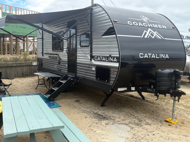 2025 Coachmen Catalina Summit