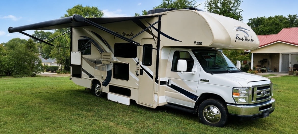 "Titan" 2018 Thor Four Winds-NRG and West Virginia Delivery and Pick up
