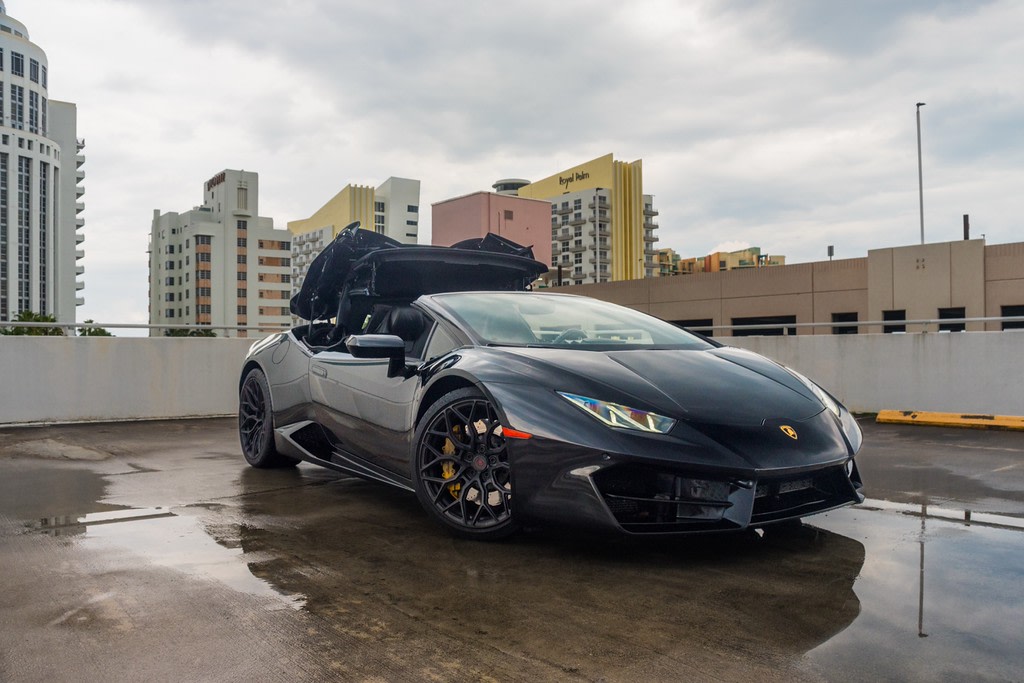 2019 LAMBORGHINI HURACAN