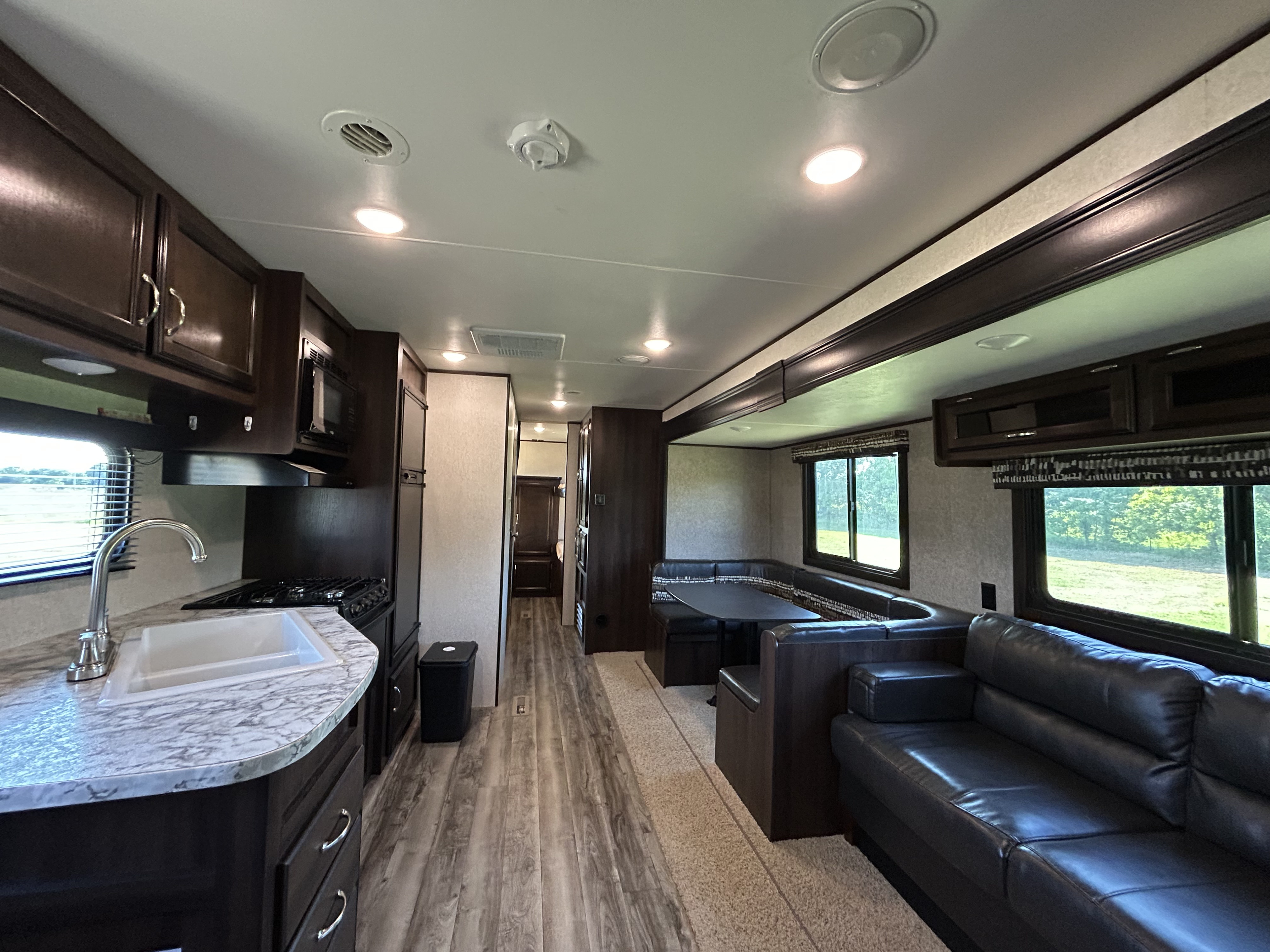 Delivered Luxury - Family-Ready and Spacious Bunkhouse Camper