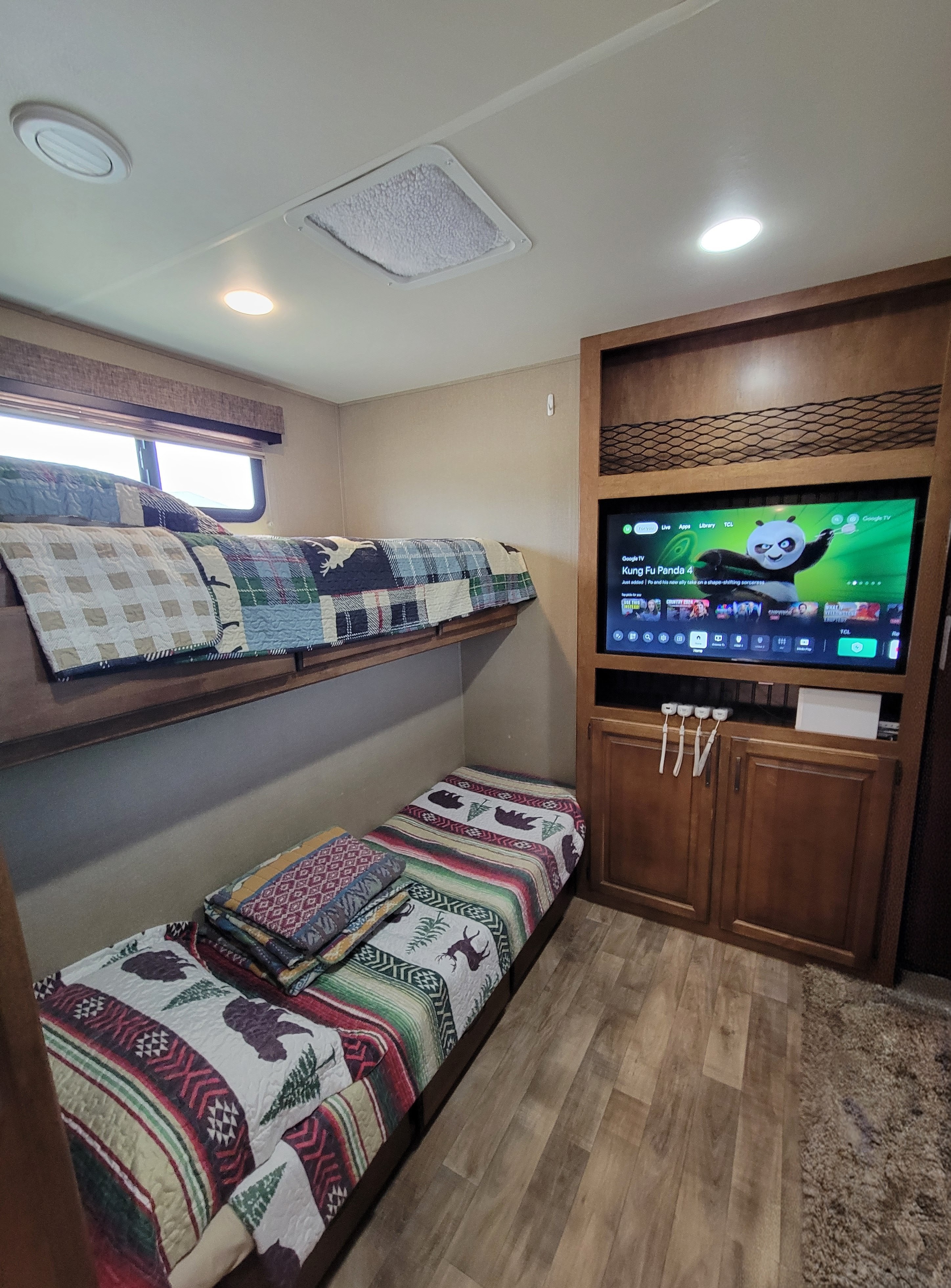 Travel trailer RV Rental 