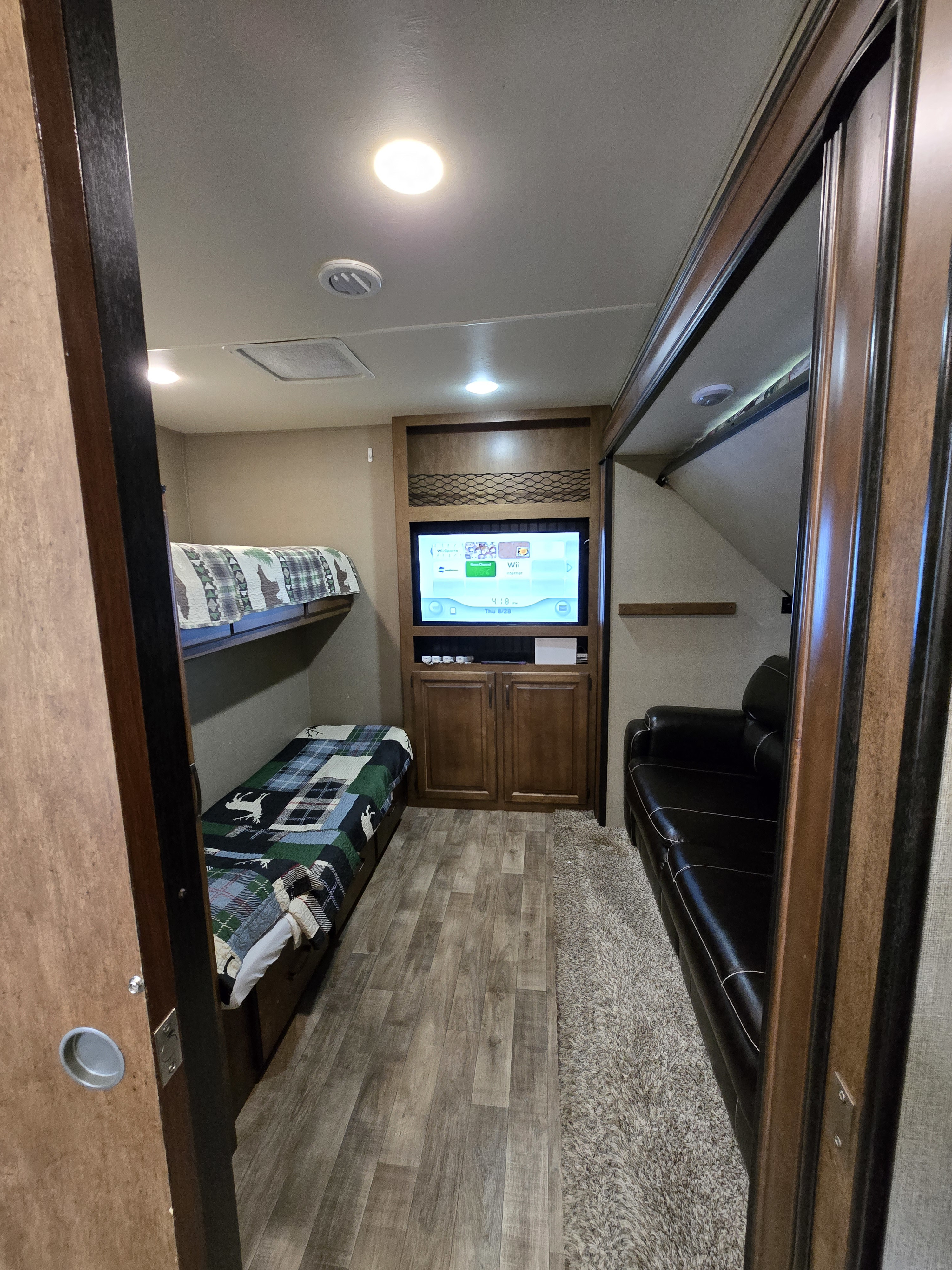 Travel trailer RV Rental 
